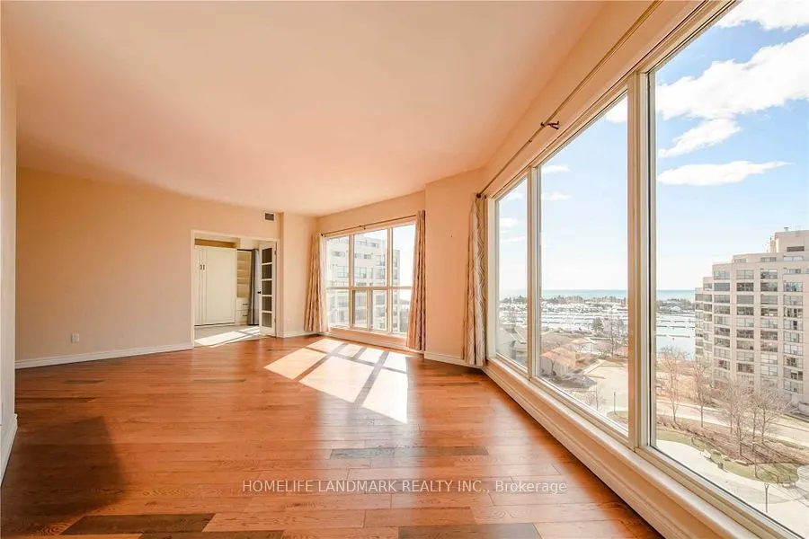 2261 Lakeshore Boulevard W, #1002