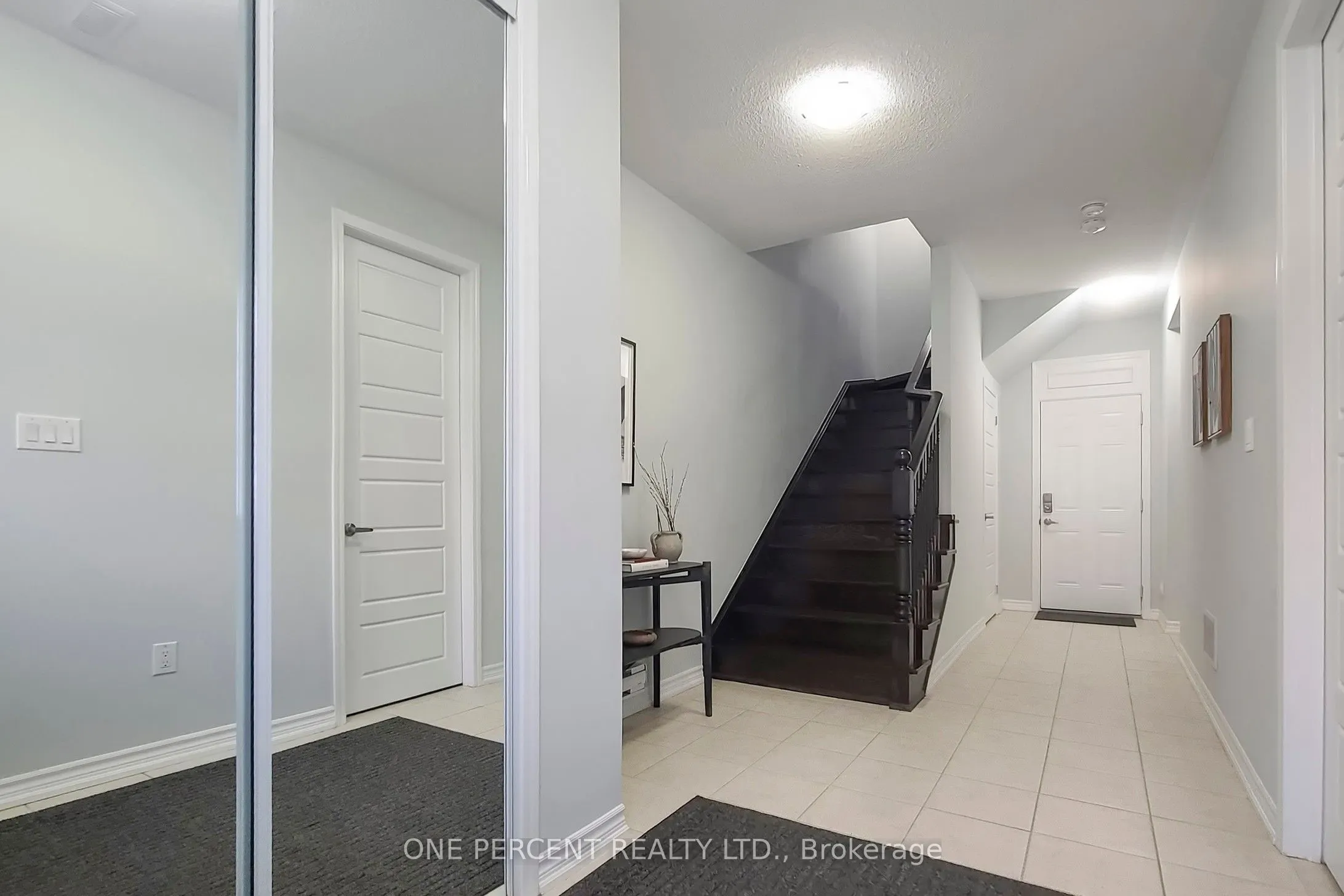 501 Buckeye Court, #25