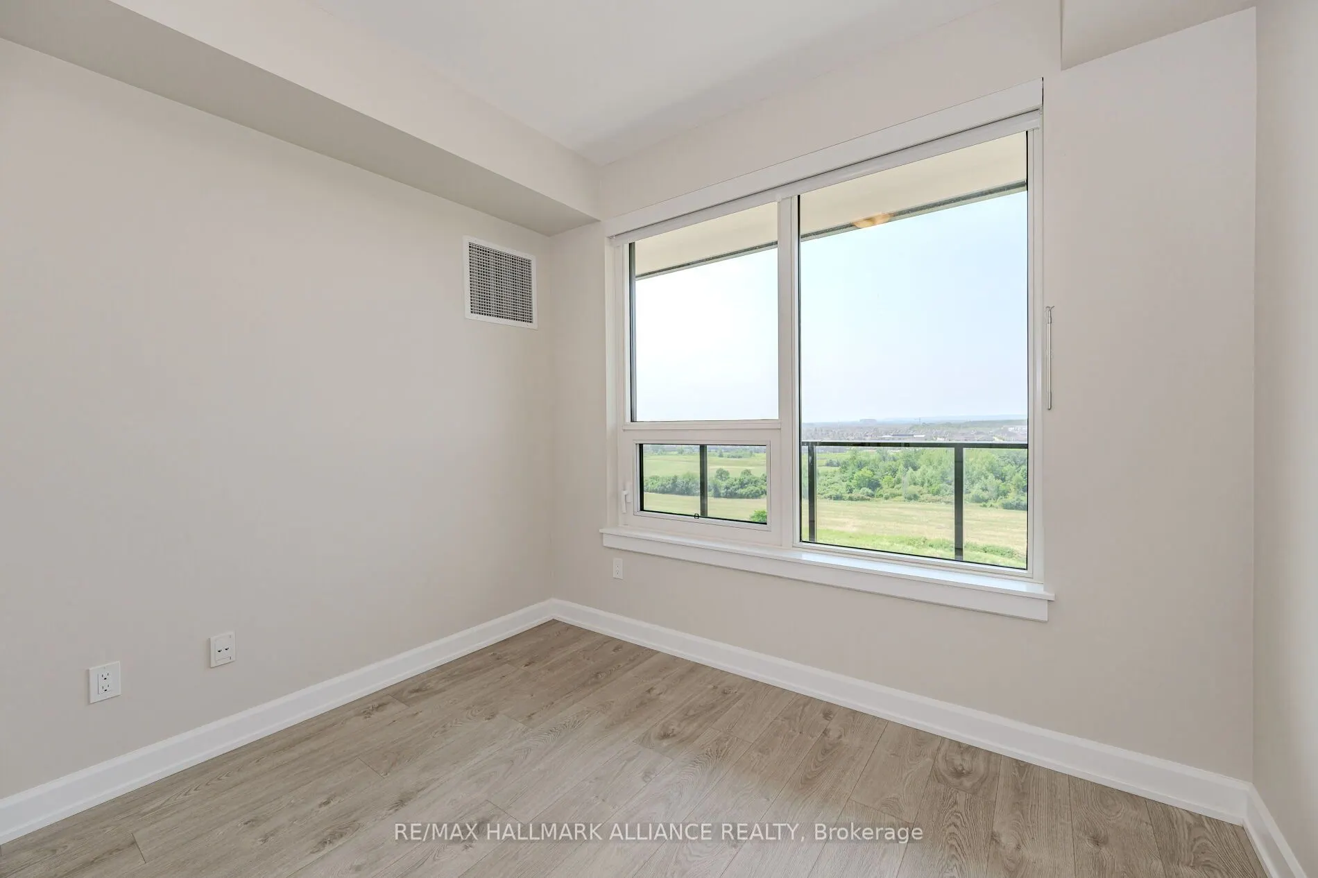 3220 William Coltson Avenue, #1105