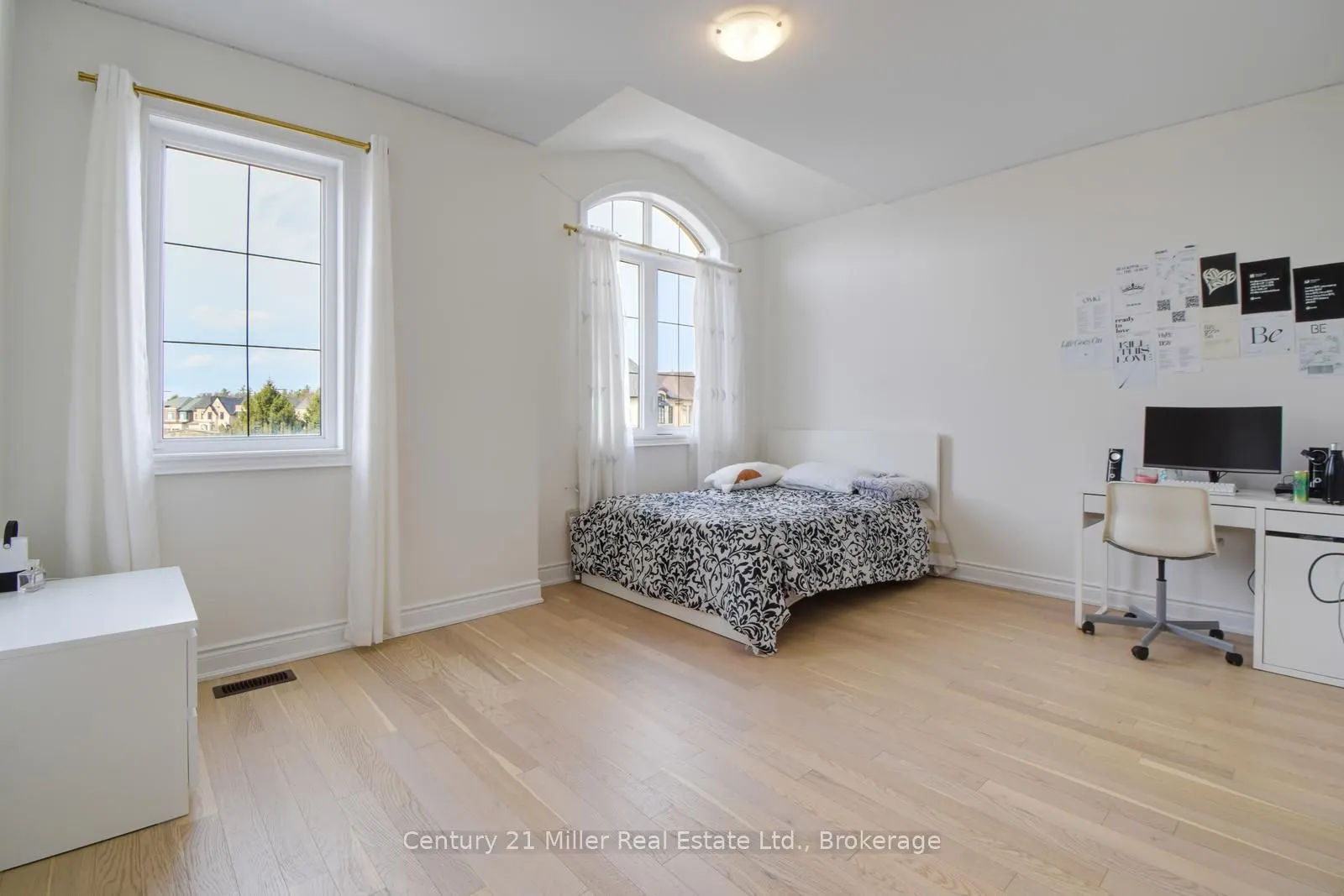 2368 Edward Leaver Trail