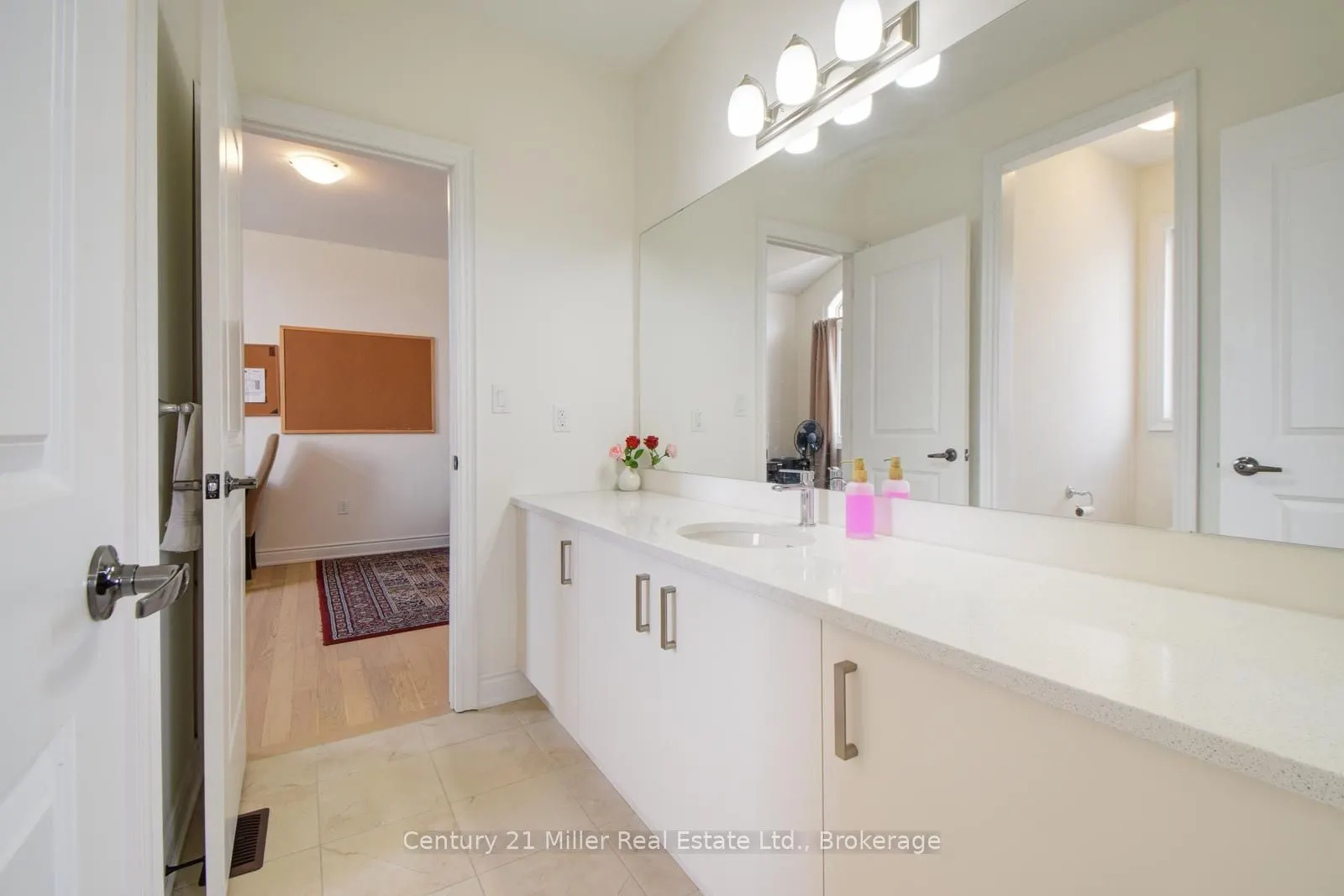 2368 Edward Leaver Trail