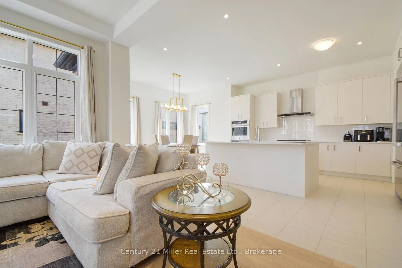 2368 Edward Leaver Trail