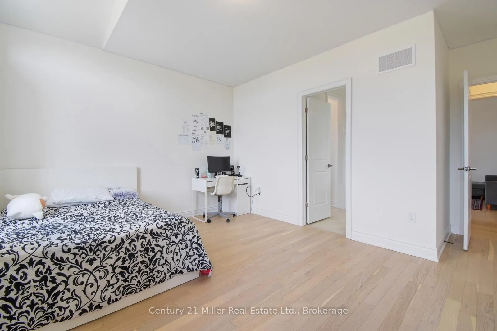 2368 Edward Leaver Trail