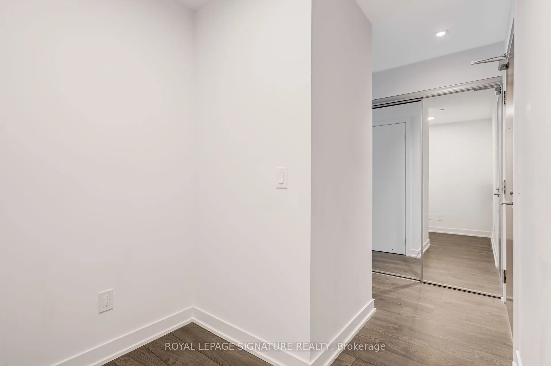 1928 Lakeshore Boulevard W, #3805
