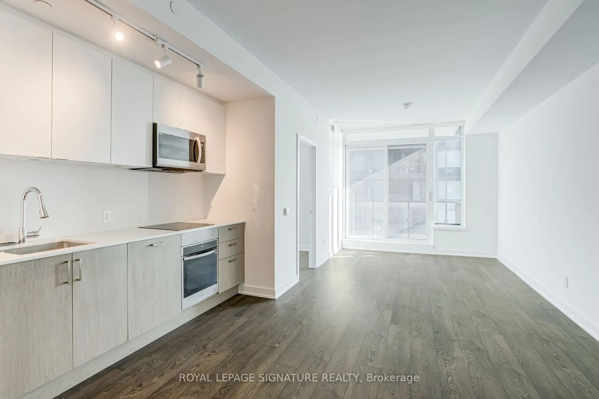 1928 Lakeshore Boulevard W, #3805