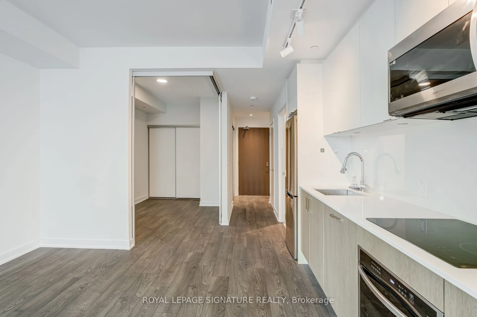 1928 Lakeshore Boulevard W, #3805