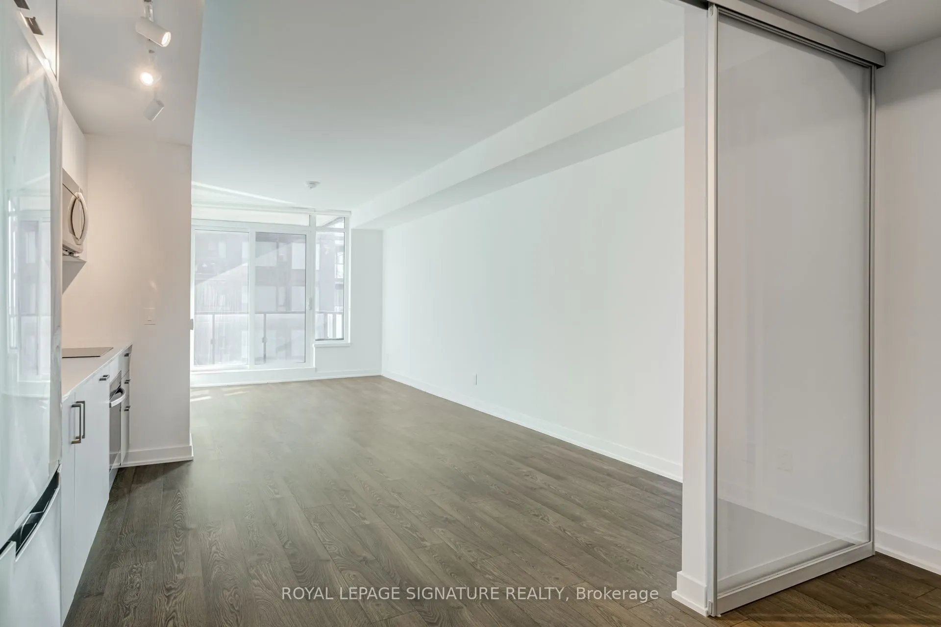 1928 Lakeshore Boulevard W, #3805