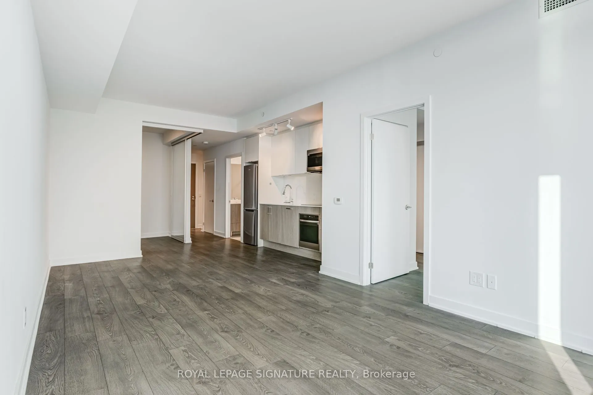 1928 Lakeshore Boulevard W, #3805