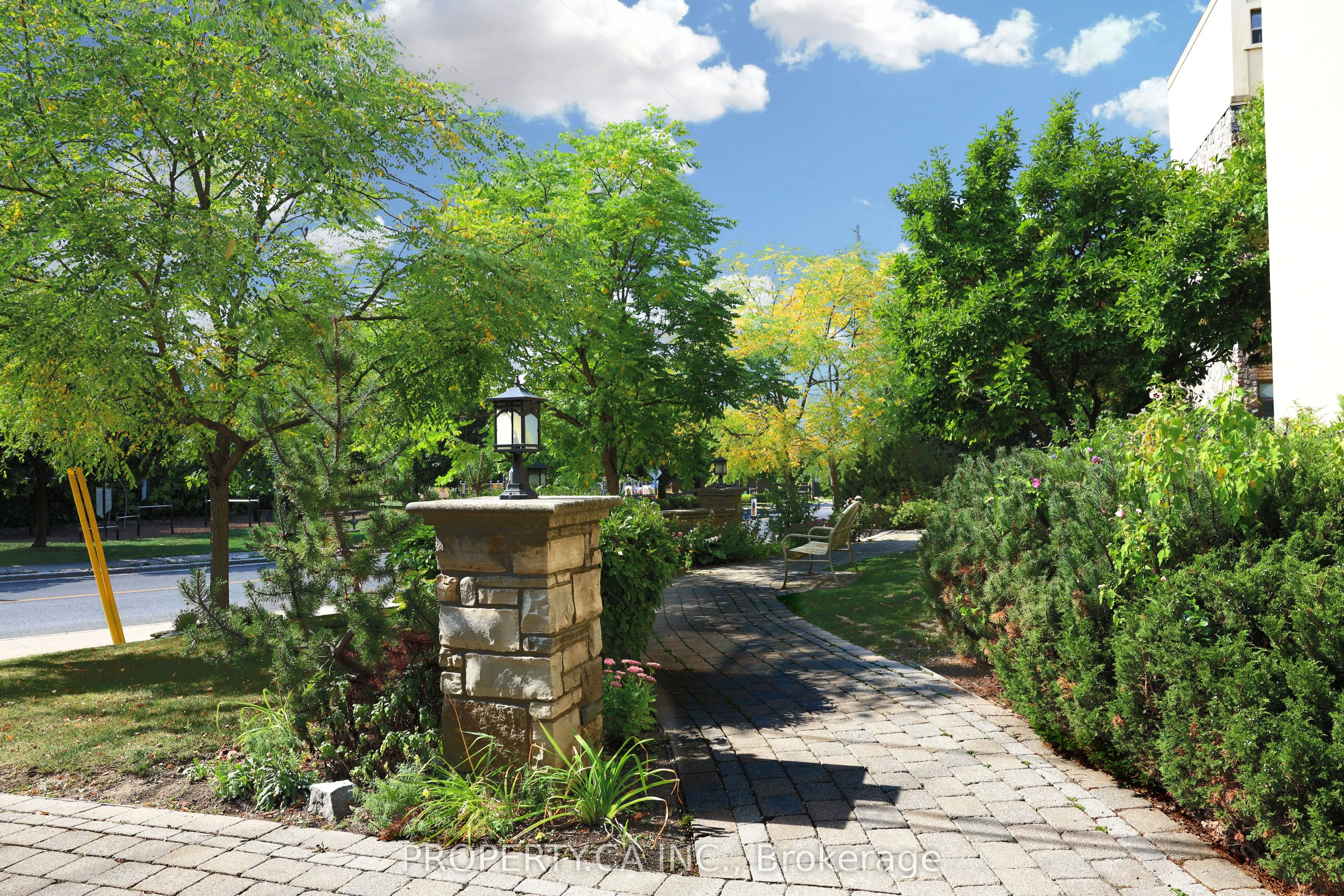 60 Gulliver Road, #303