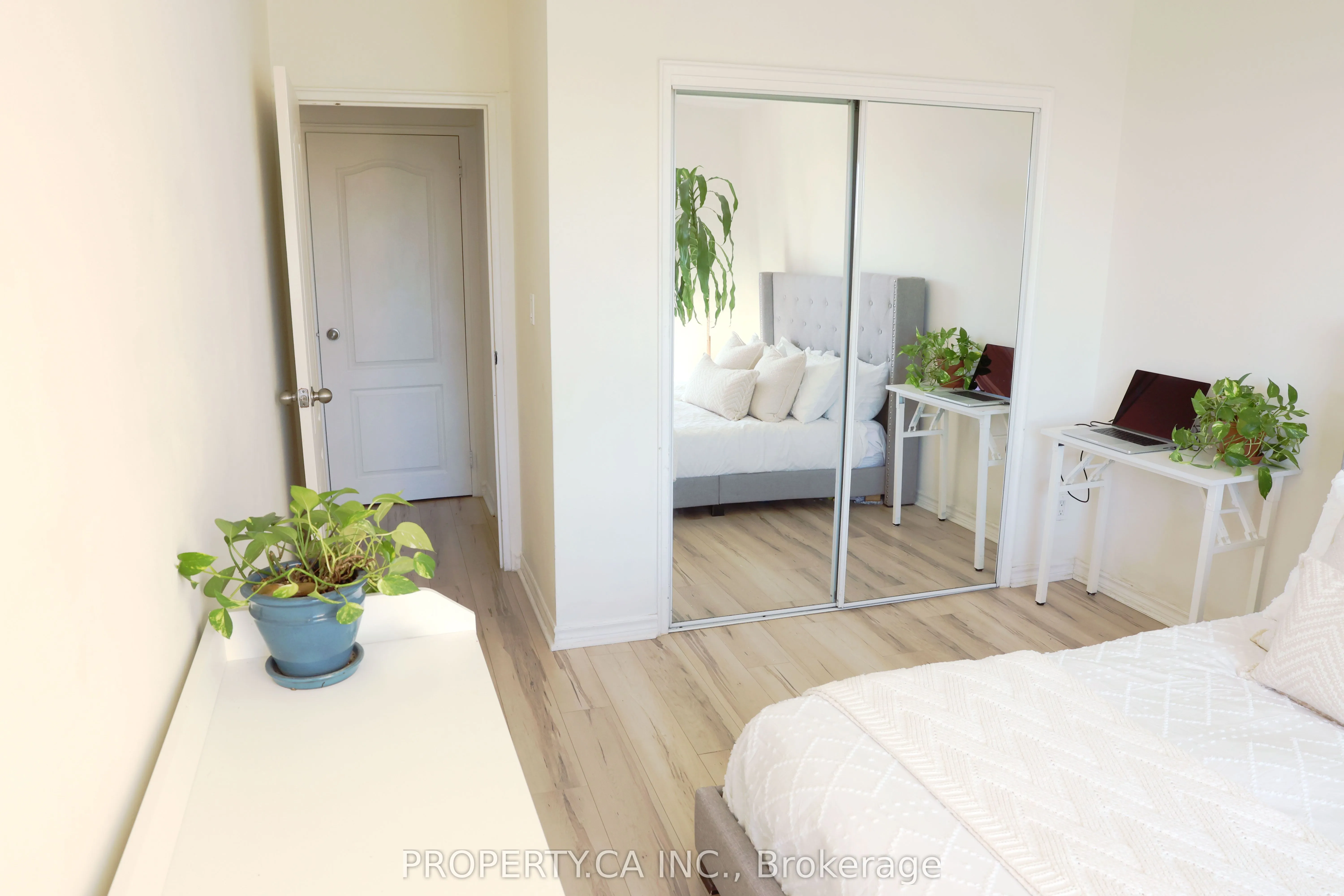 60 Gulliver Road, #303