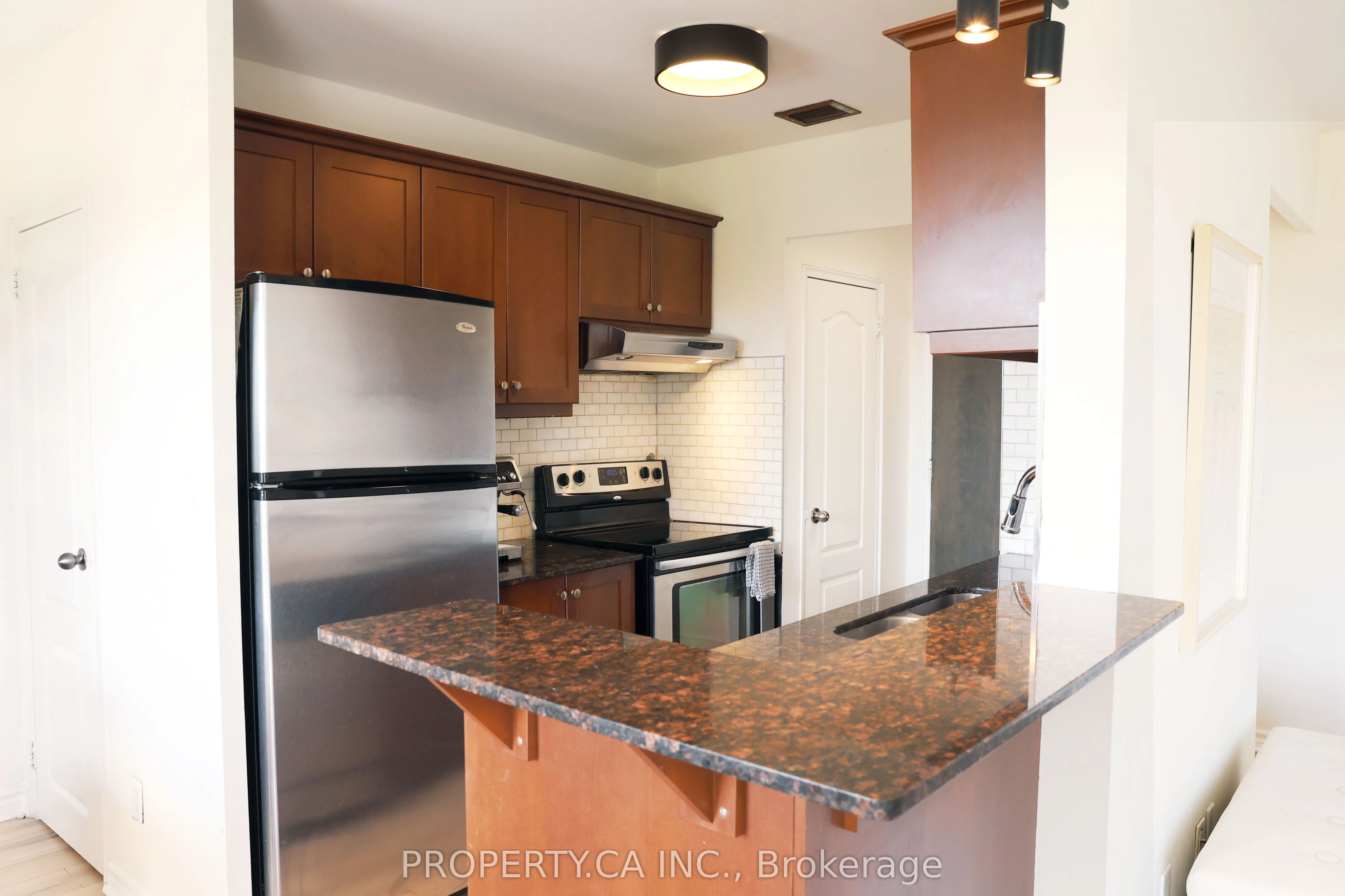 60 Gulliver Road, #303