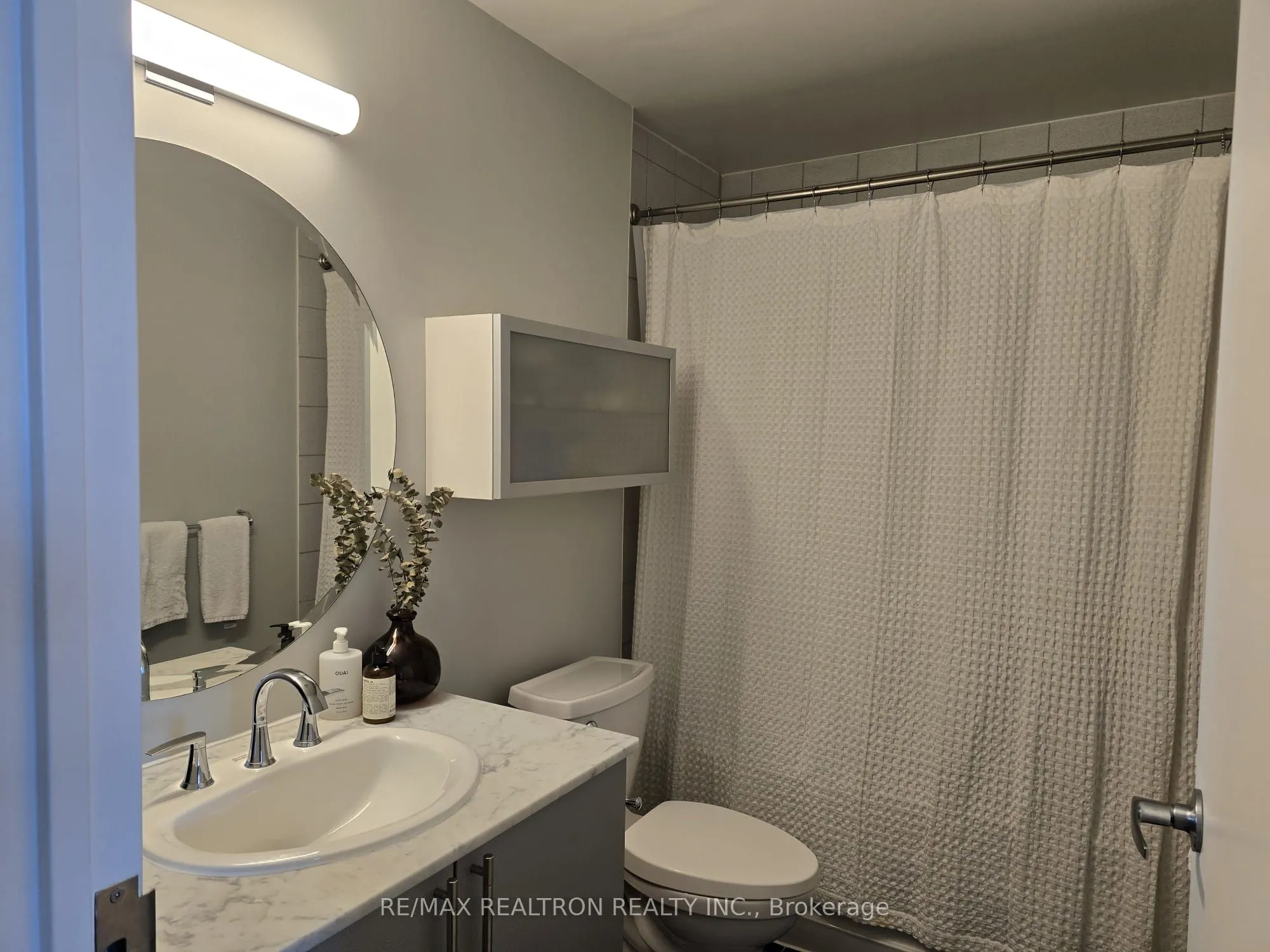 1001 Roselawn Avenue, #328