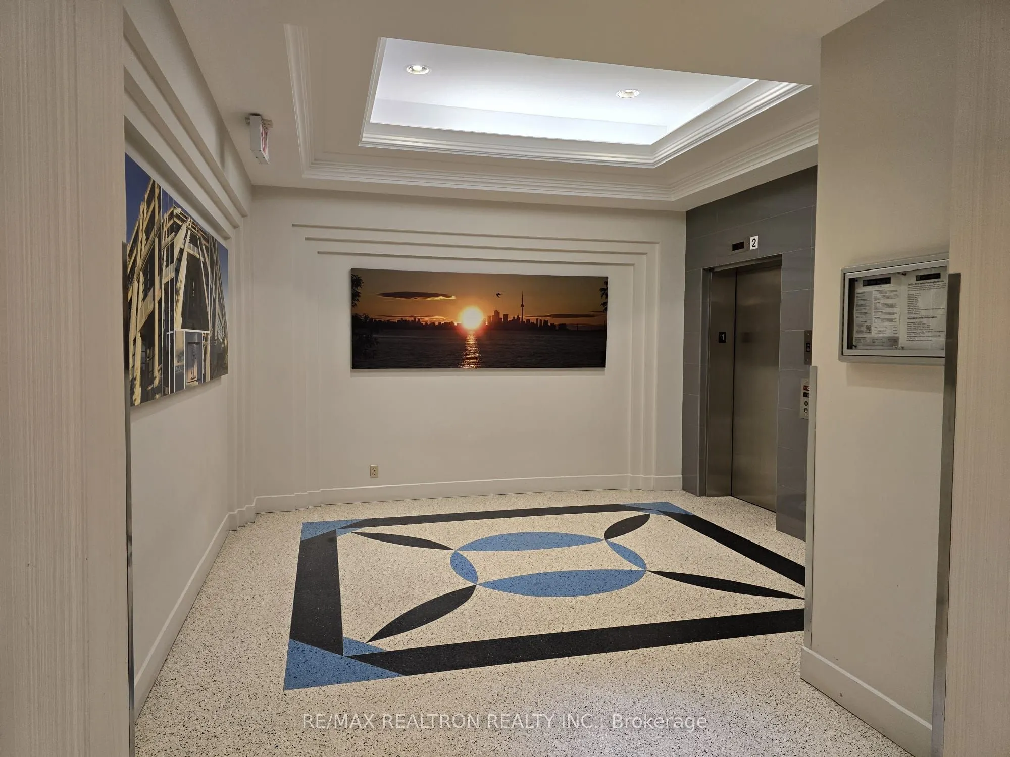 1001 Roselawn Avenue, #328