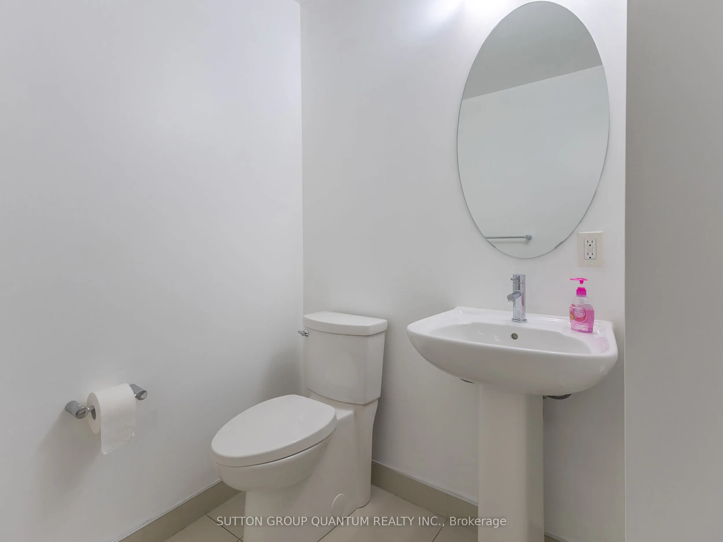 8 Ann Street, #603