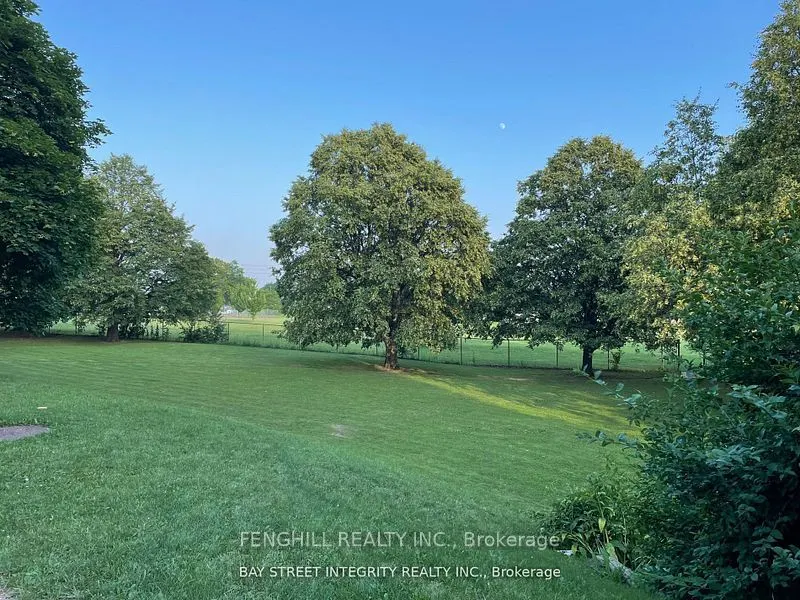 29 Four Winds Drive, #11