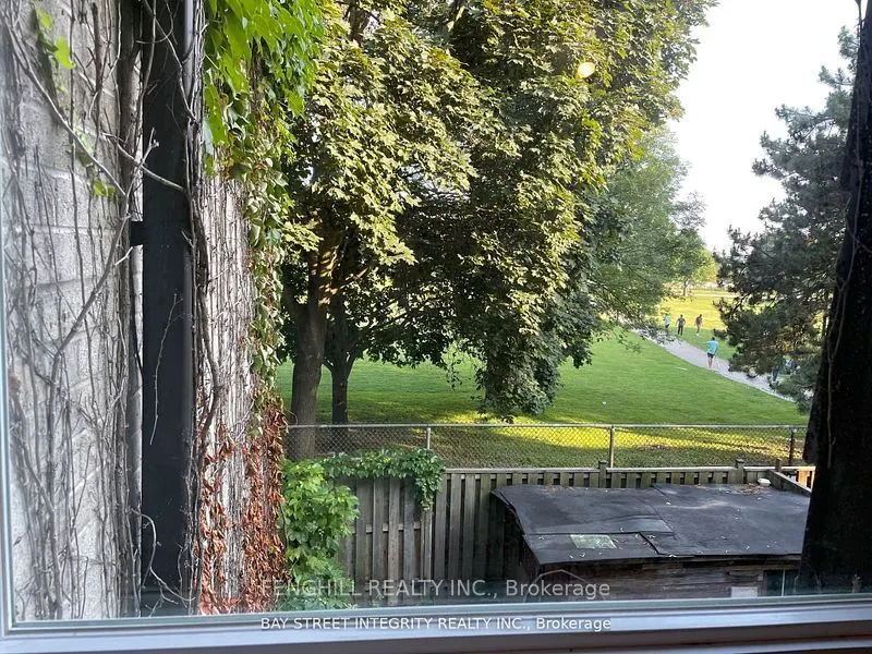 29 Four Winds Drive, #11