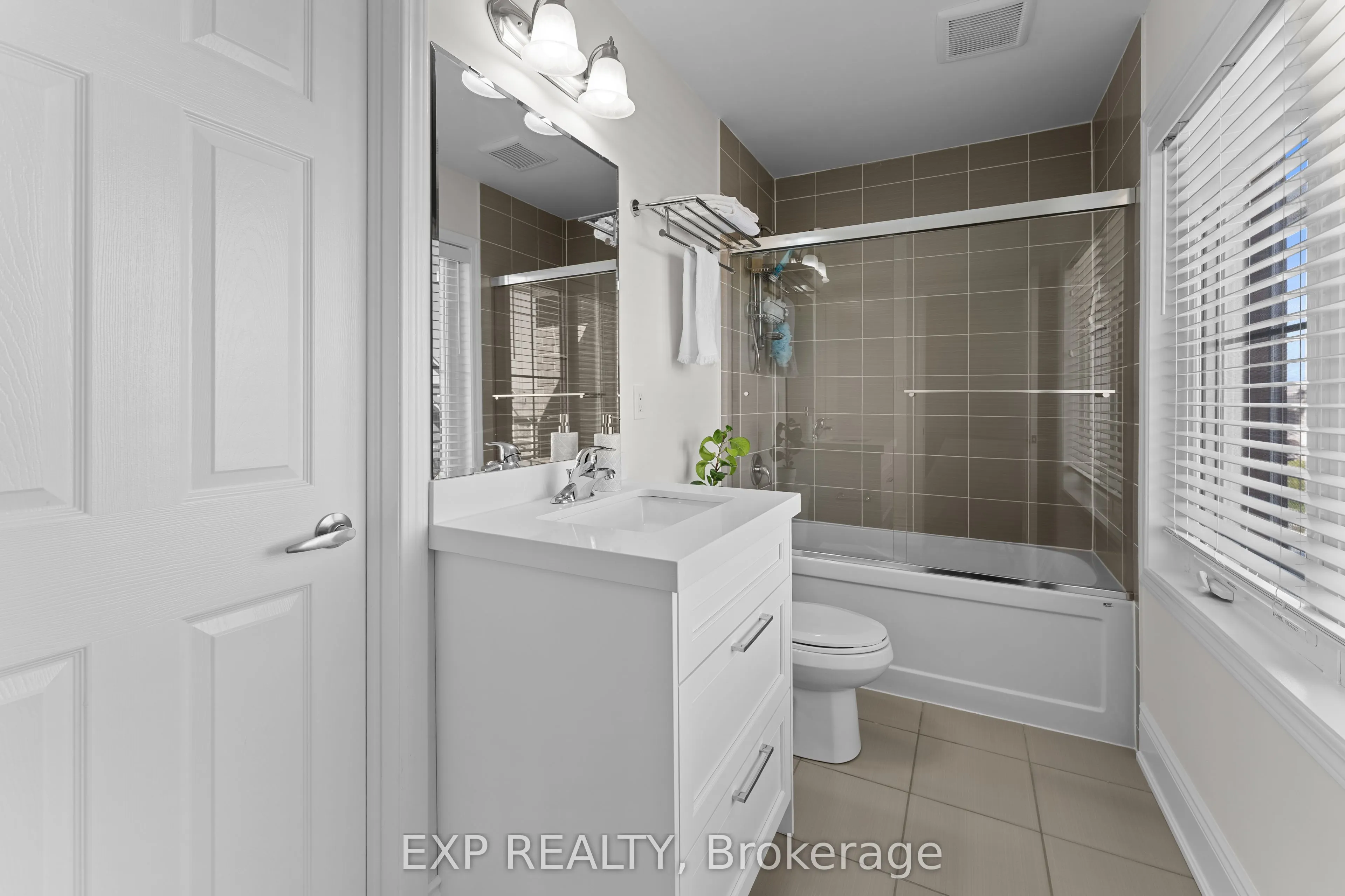 292 Reis Place