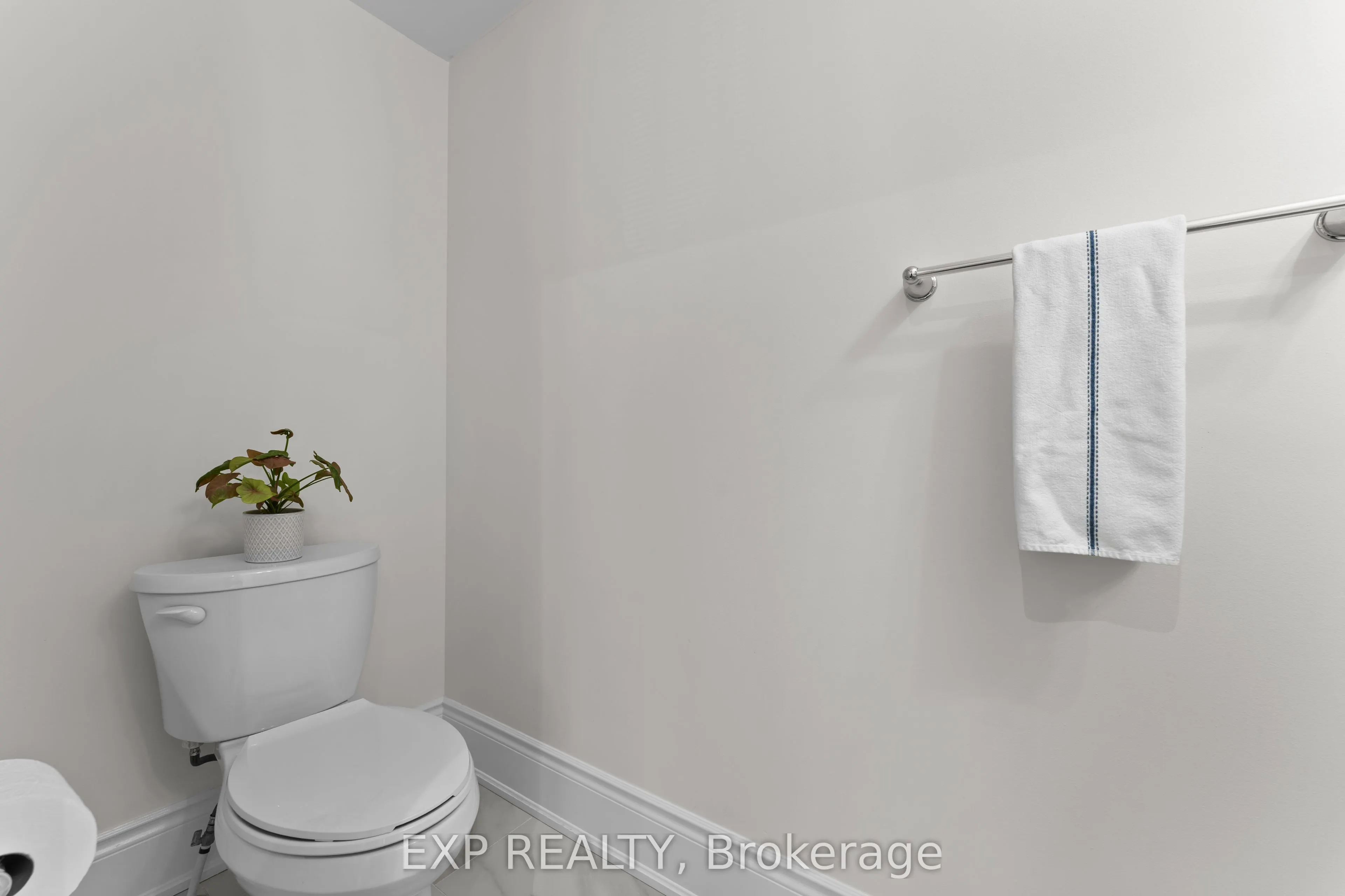 292 Reis Place