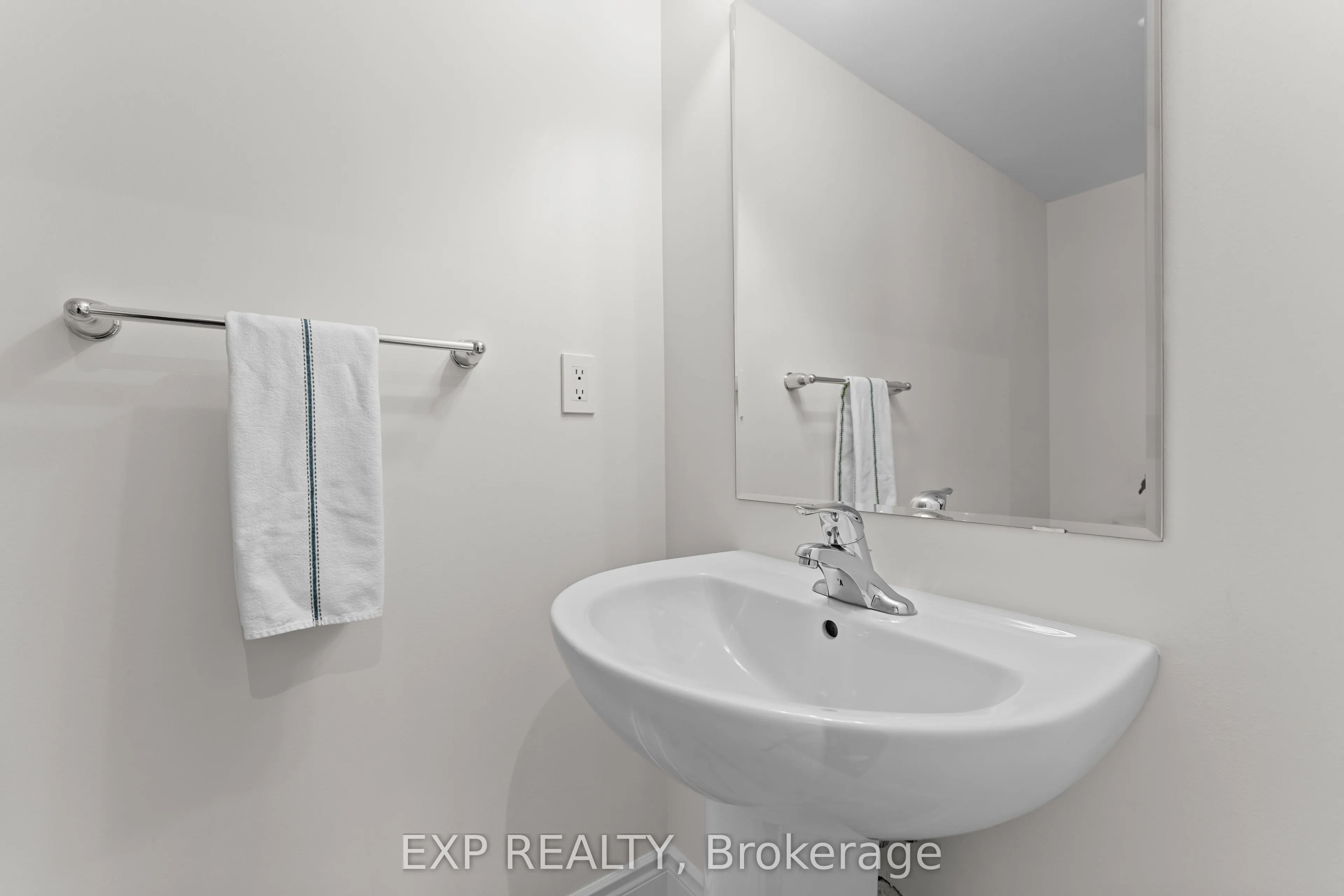 292 Reis Place