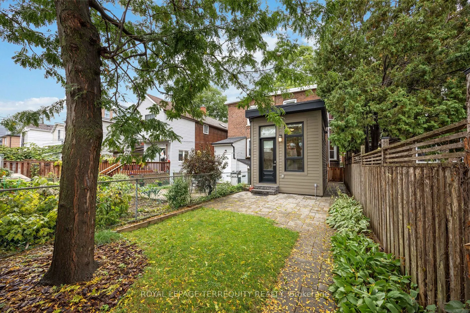 256 Campbell Avenue