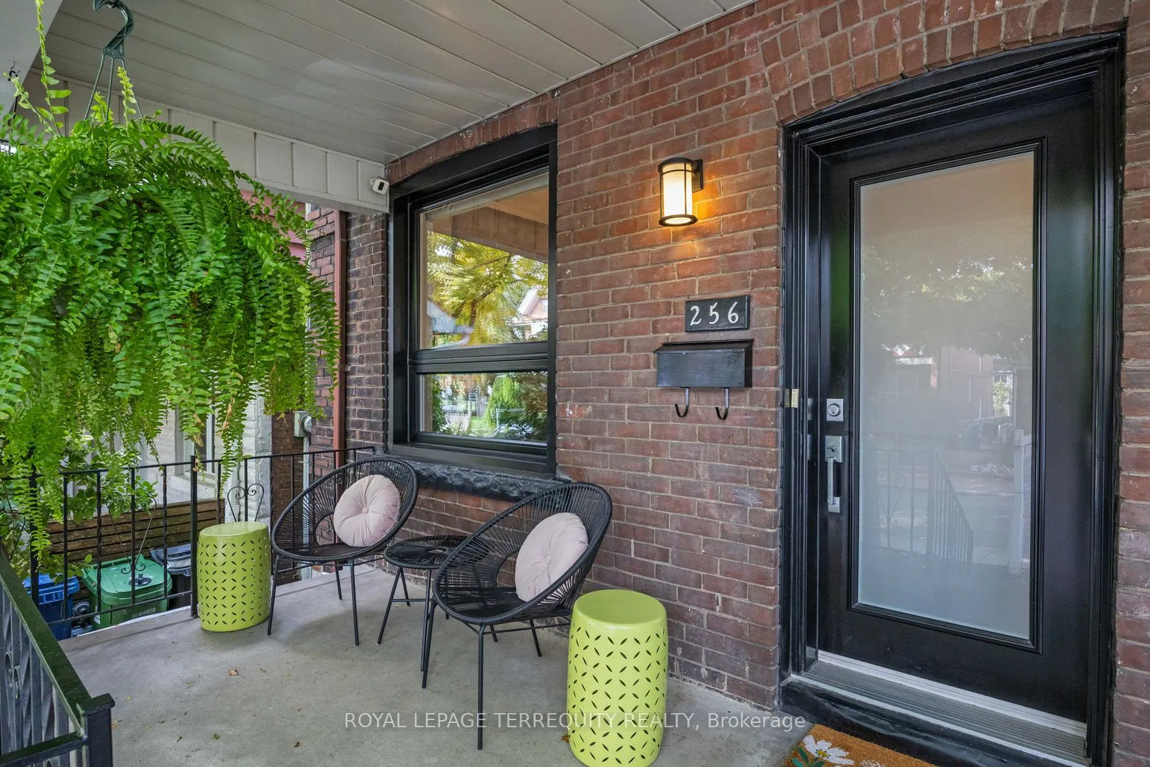 256 Campbell Avenue