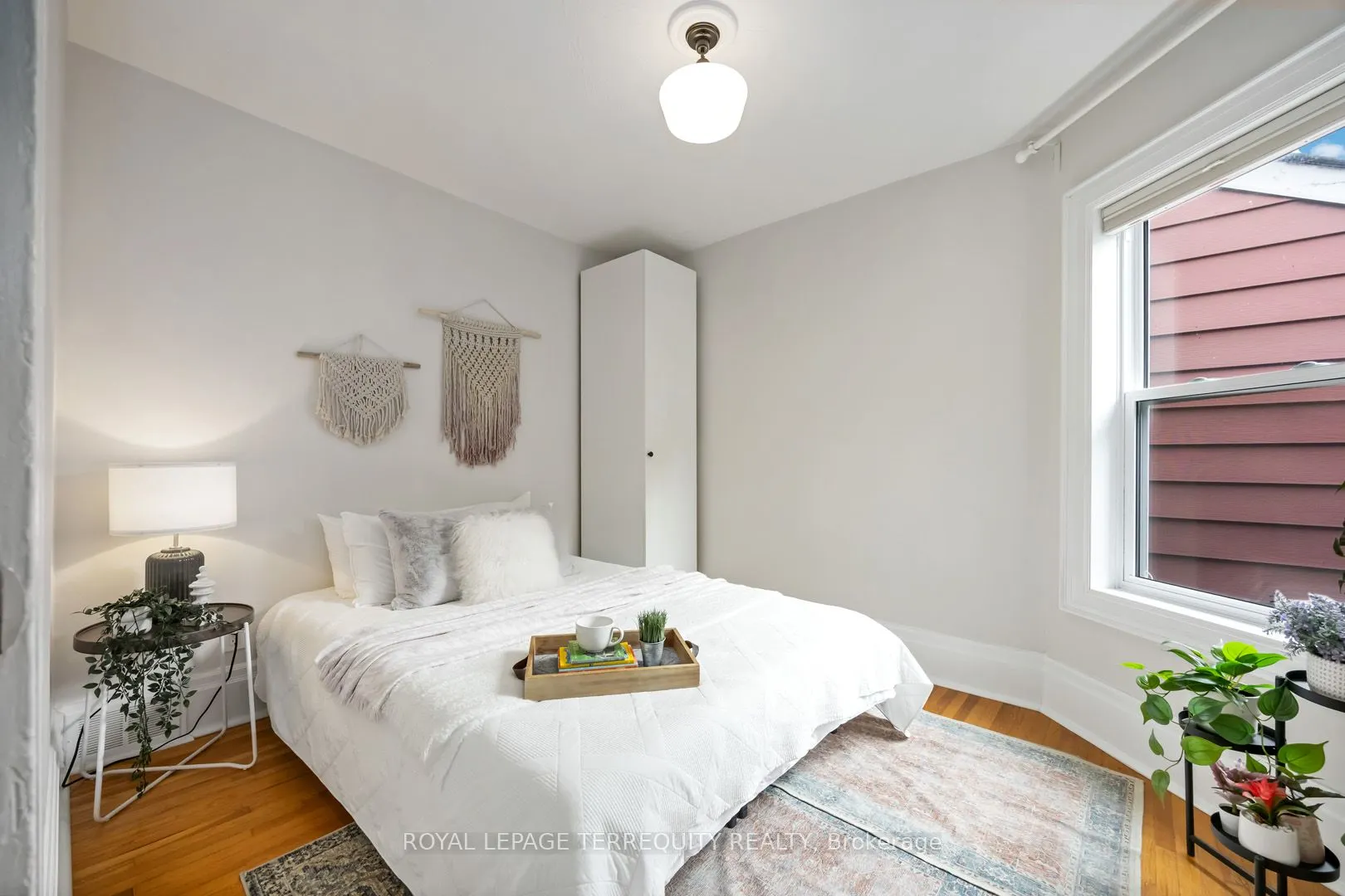 256 Campbell Avenue