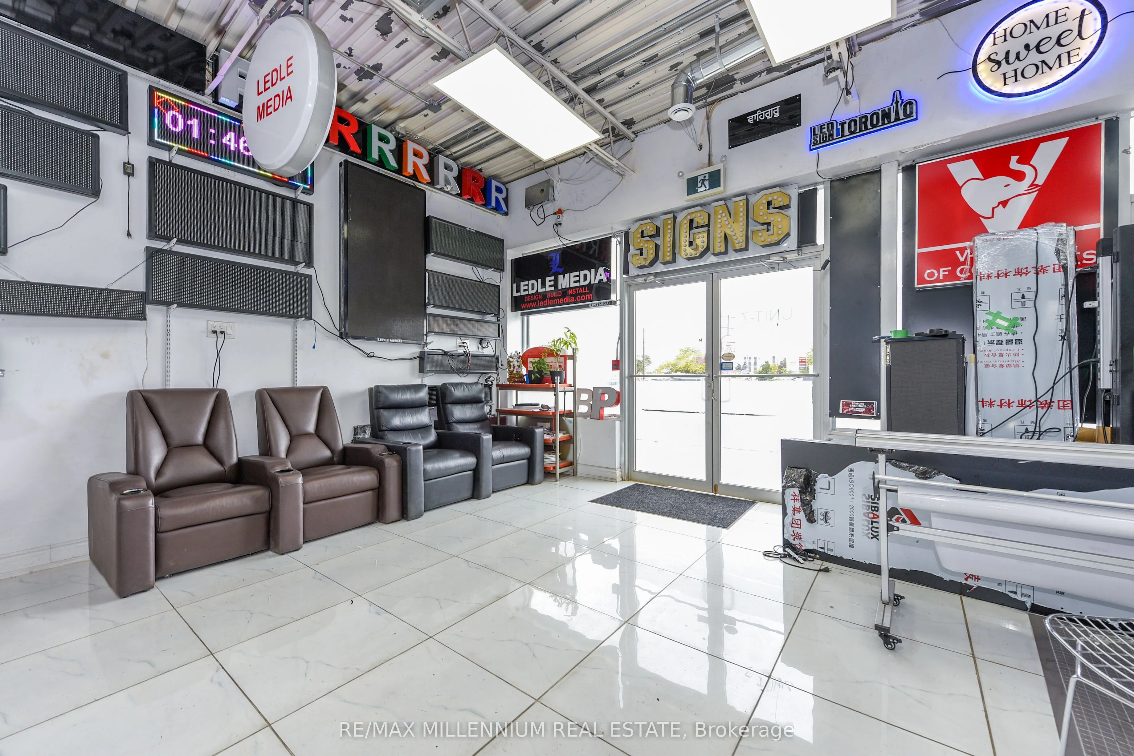 1780 Albion Road, #7