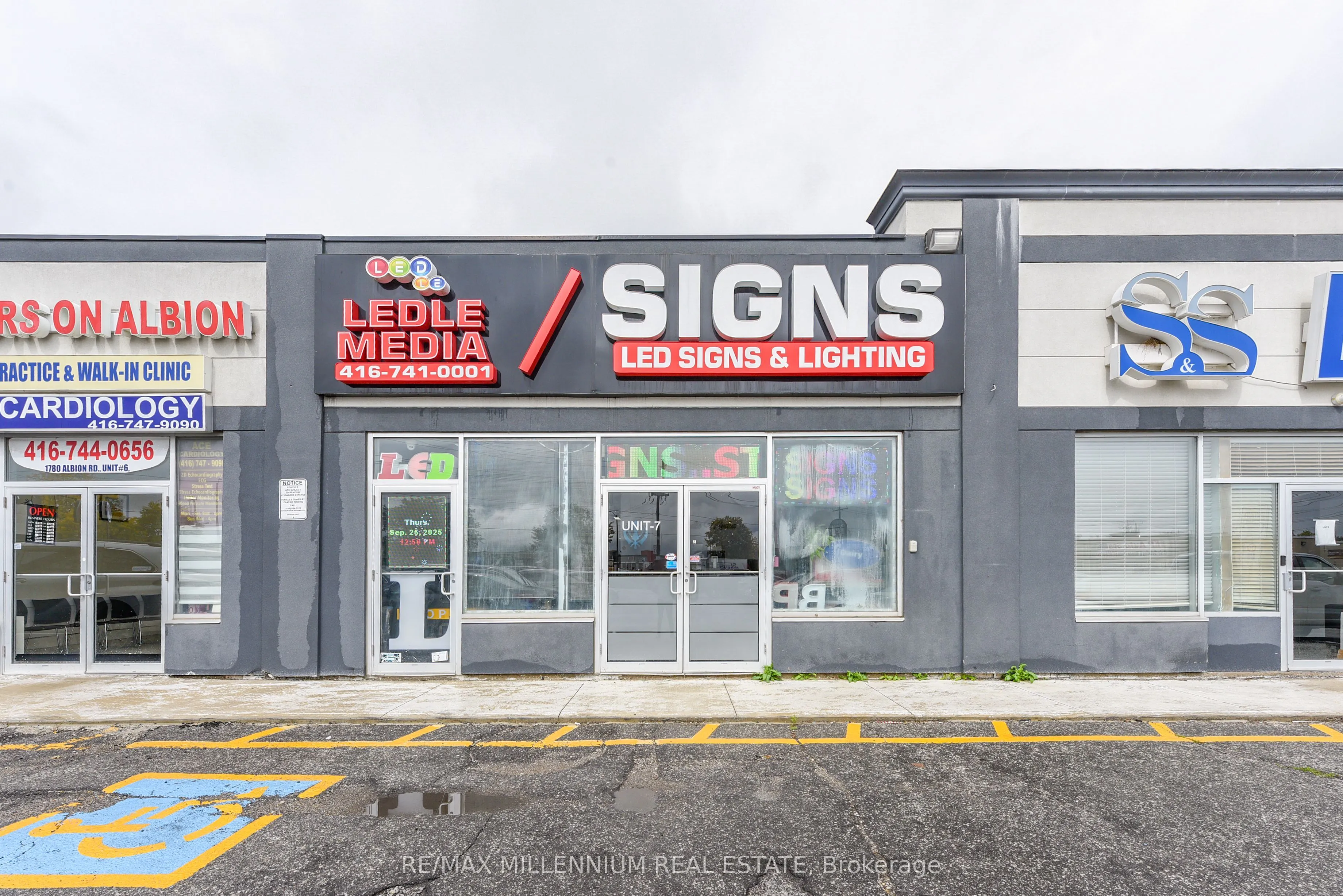 1780 Albion Road, #7