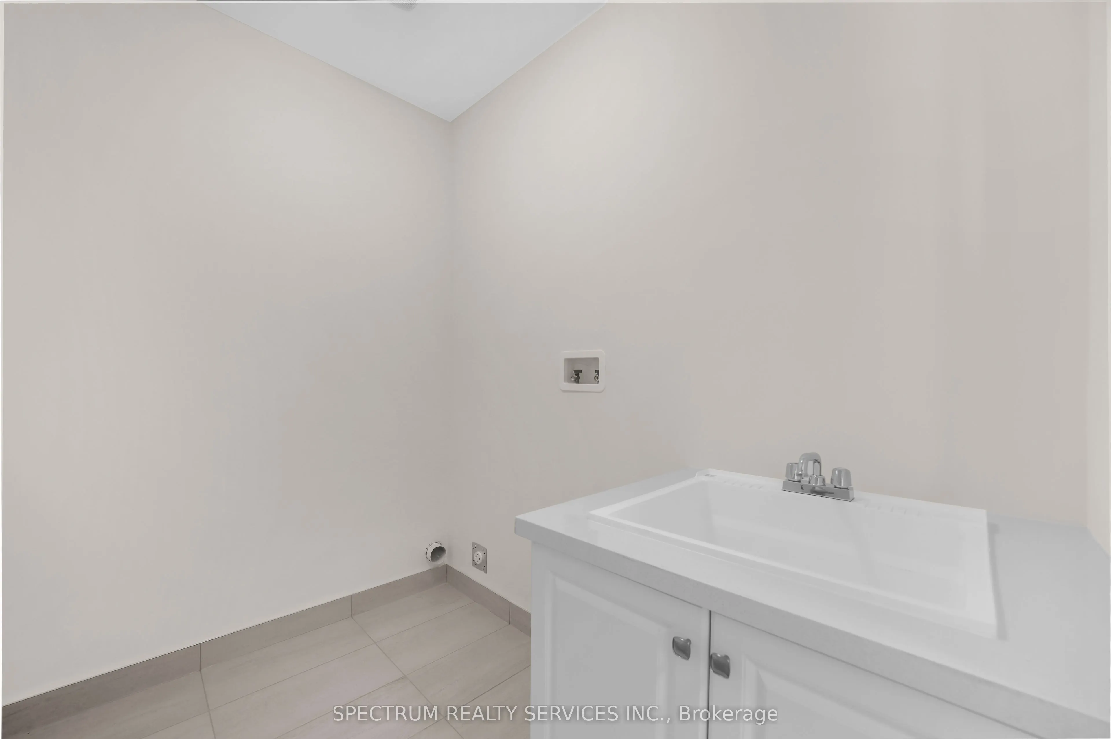 79 Lipscott Drive