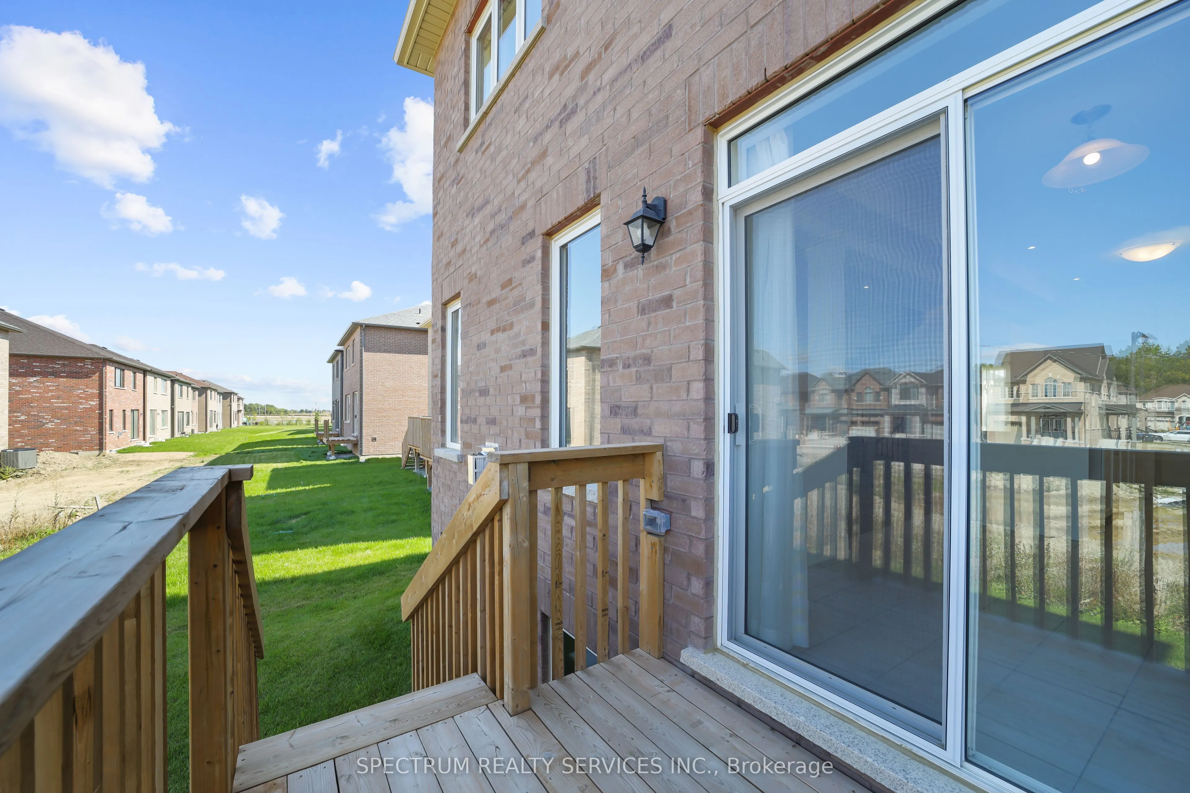 79 Lipscott Drive