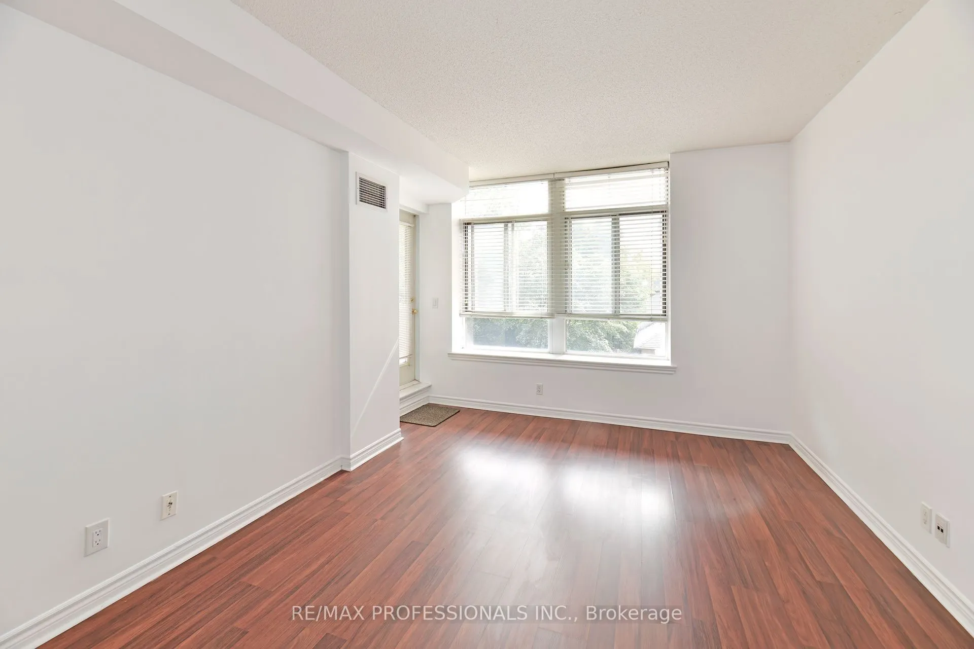 935 Royal York Road, #205