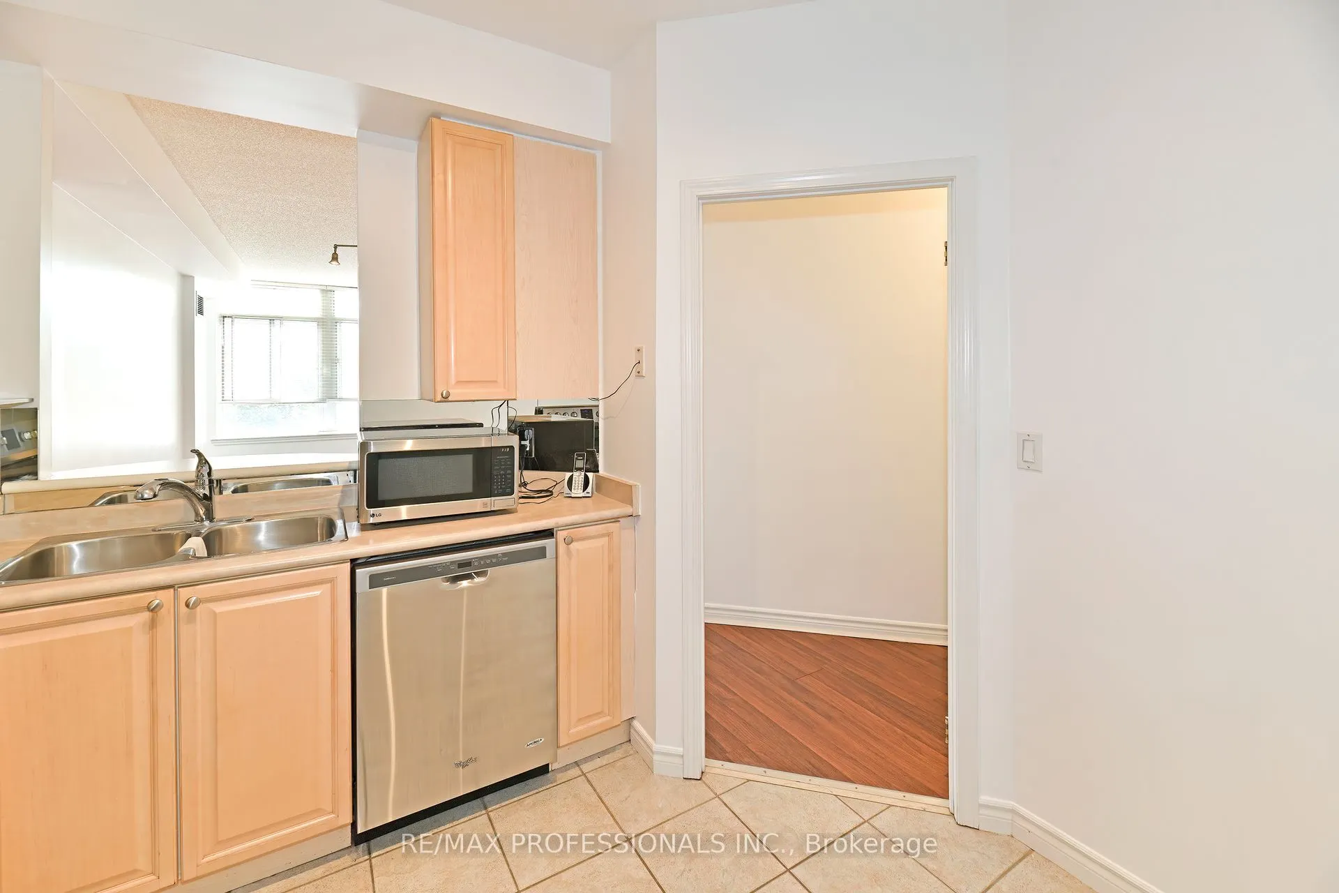 935 Royal York Road, #205