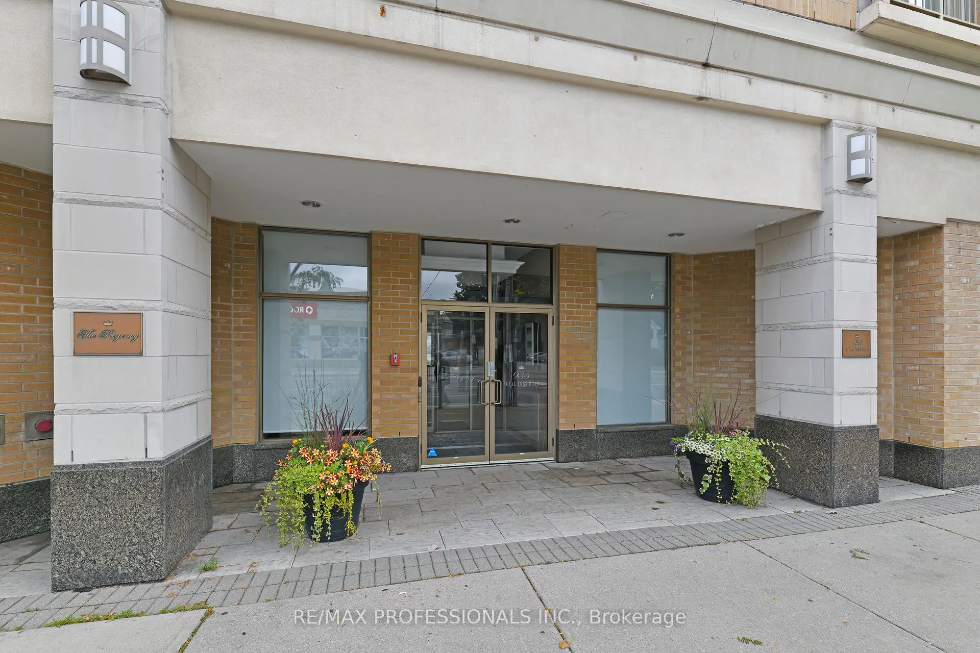 935 Royal York Road, #205