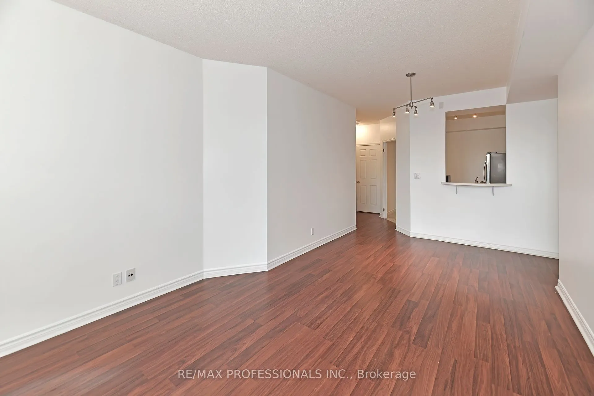 935 Royal York Road, #205