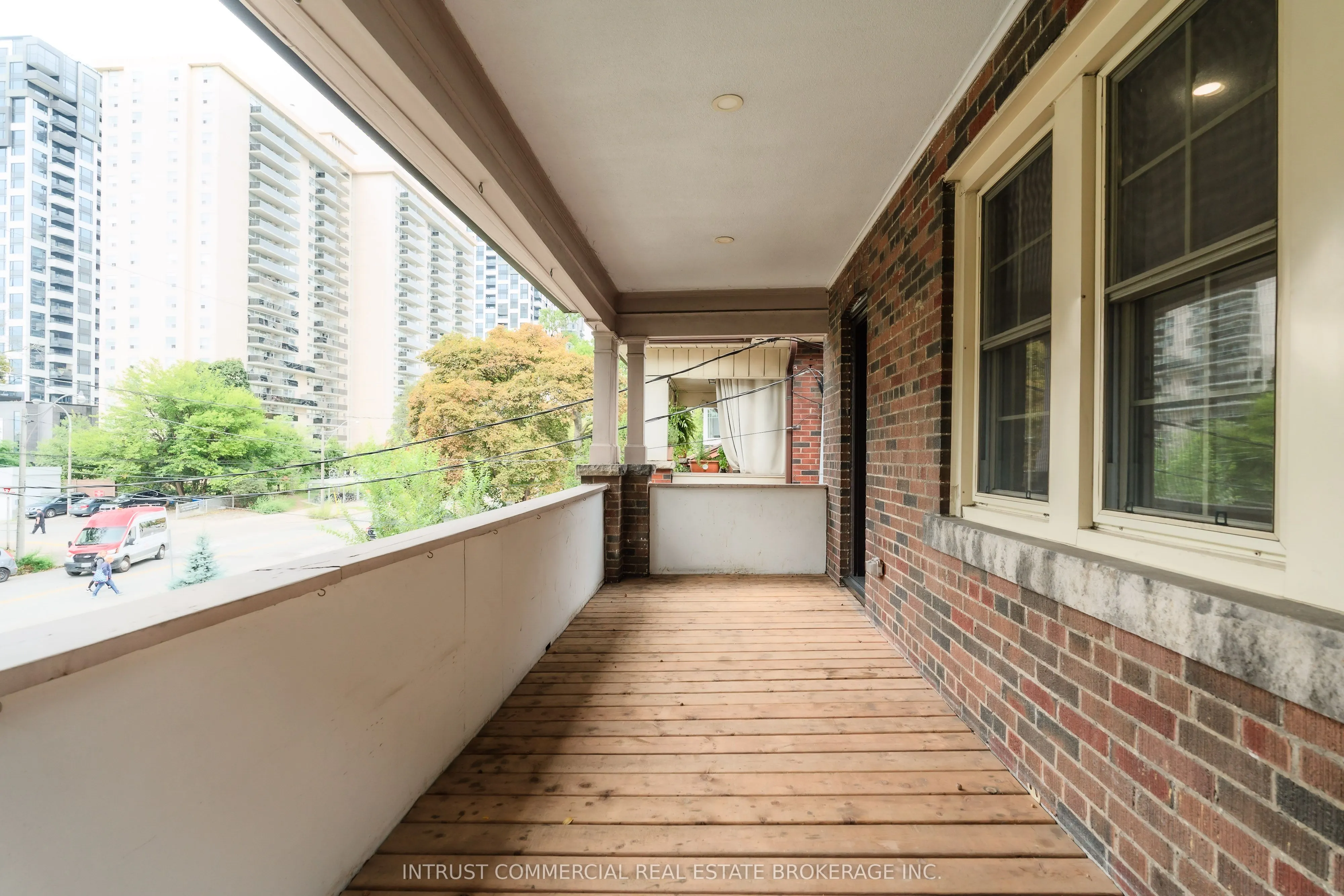 11 High Park Avenue, #2nd Floor