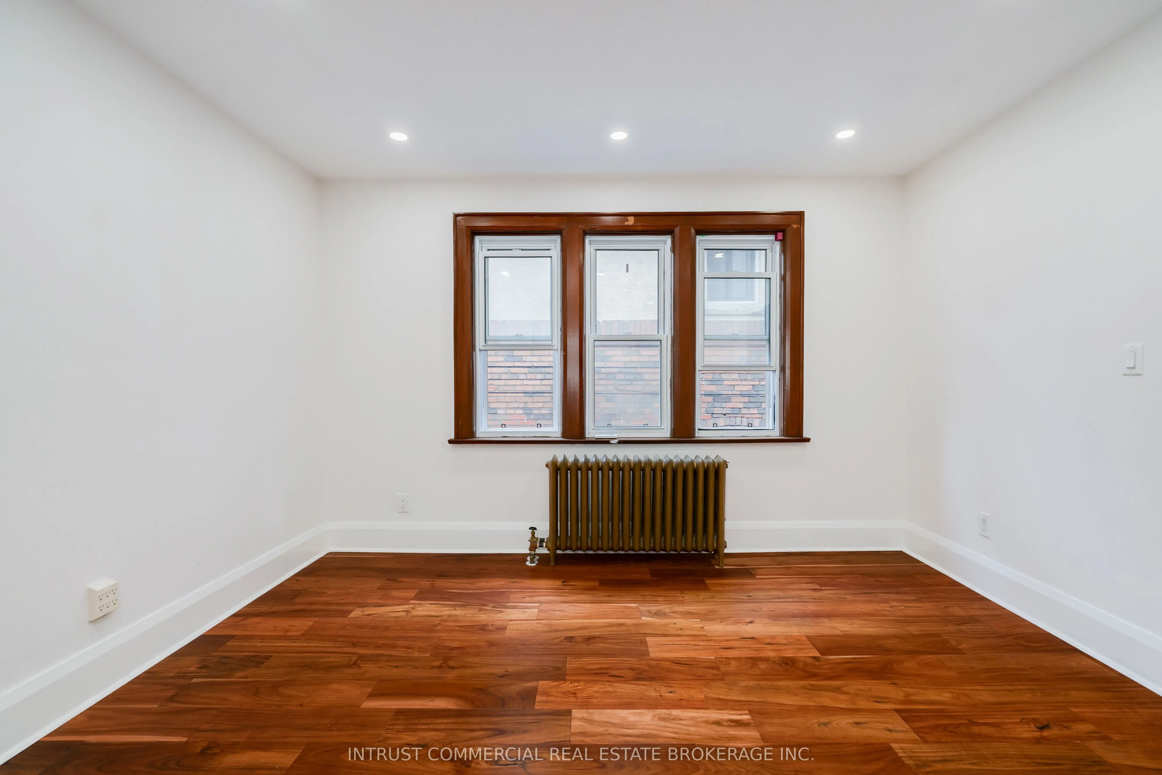 11 High Park Avenue, #2nd Floor