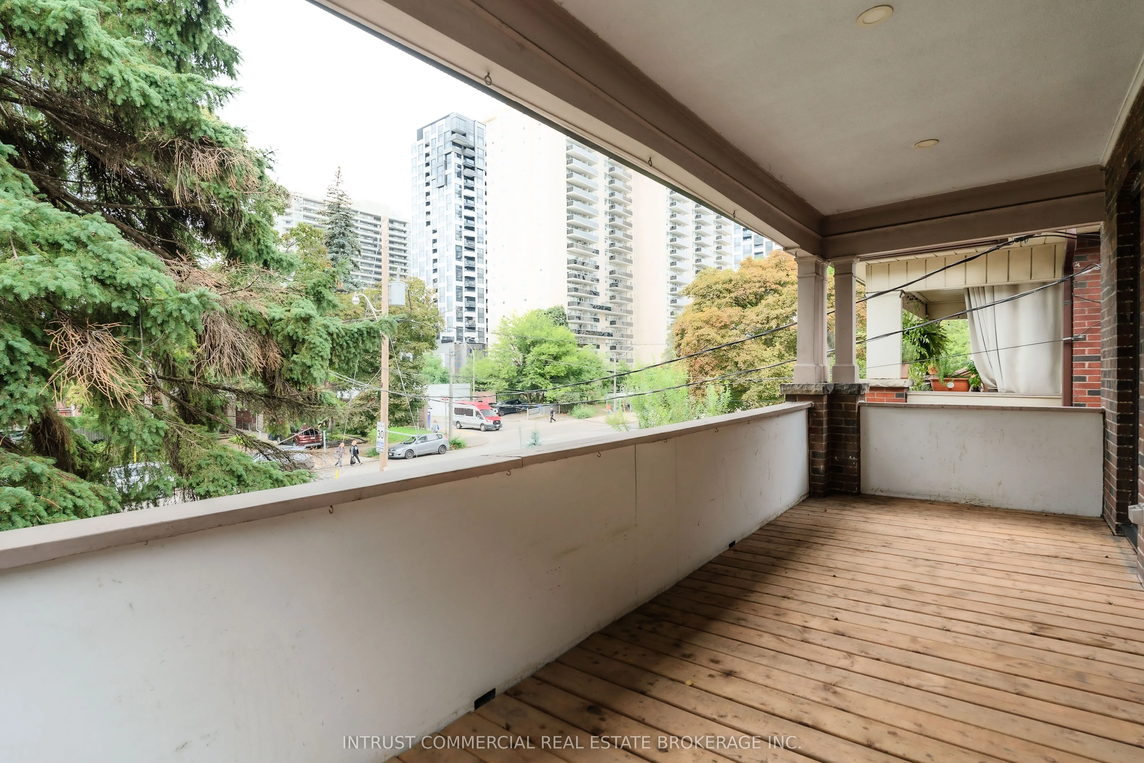 11 High Park Avenue, #2nd Floor