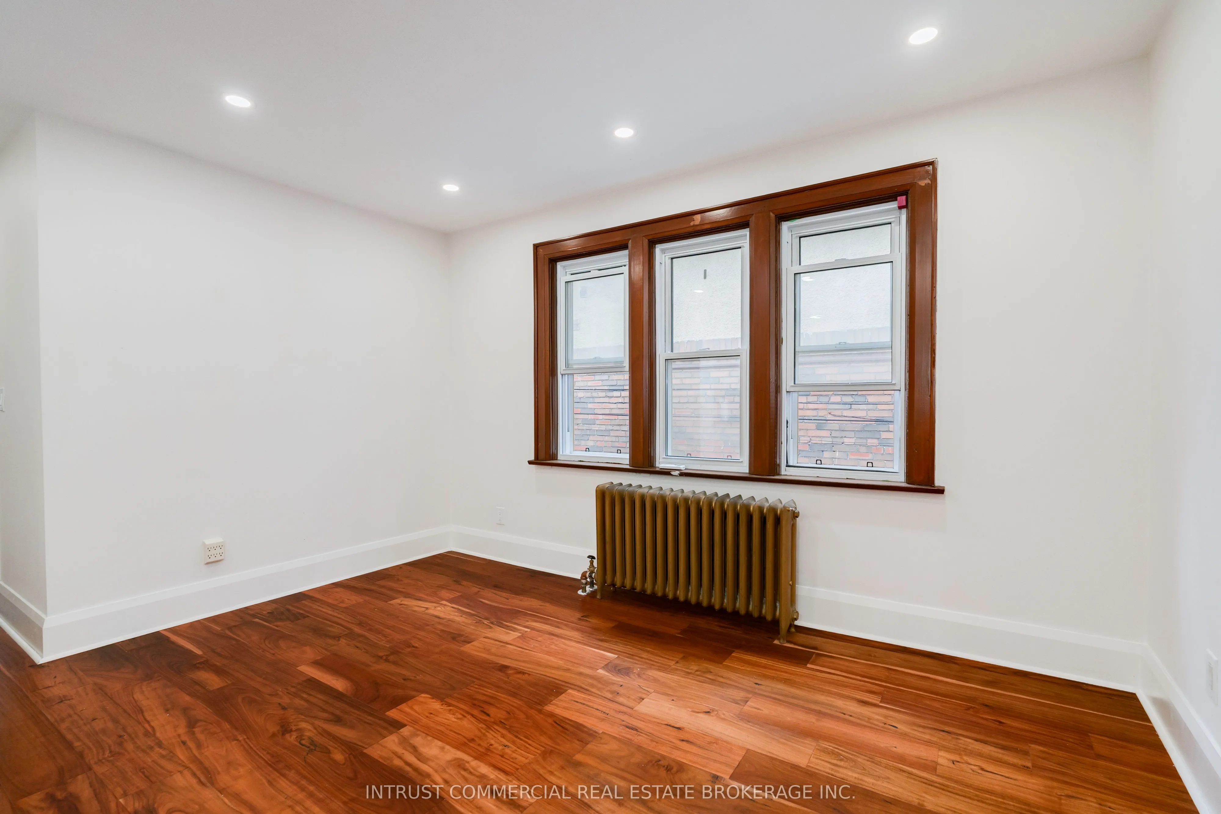 11 High Park Avenue, #2nd Floor