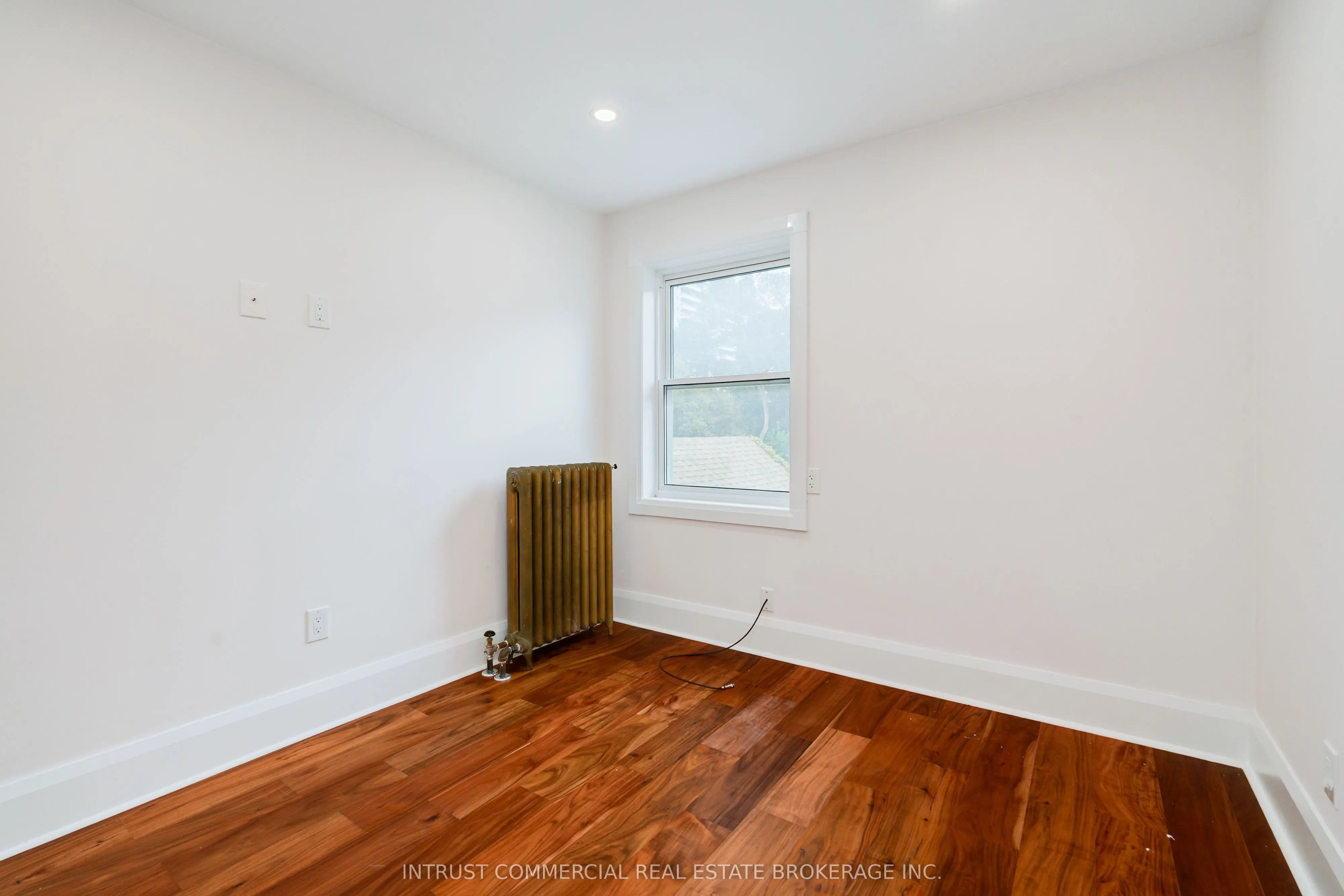 11 High Park Avenue, #2nd Floor