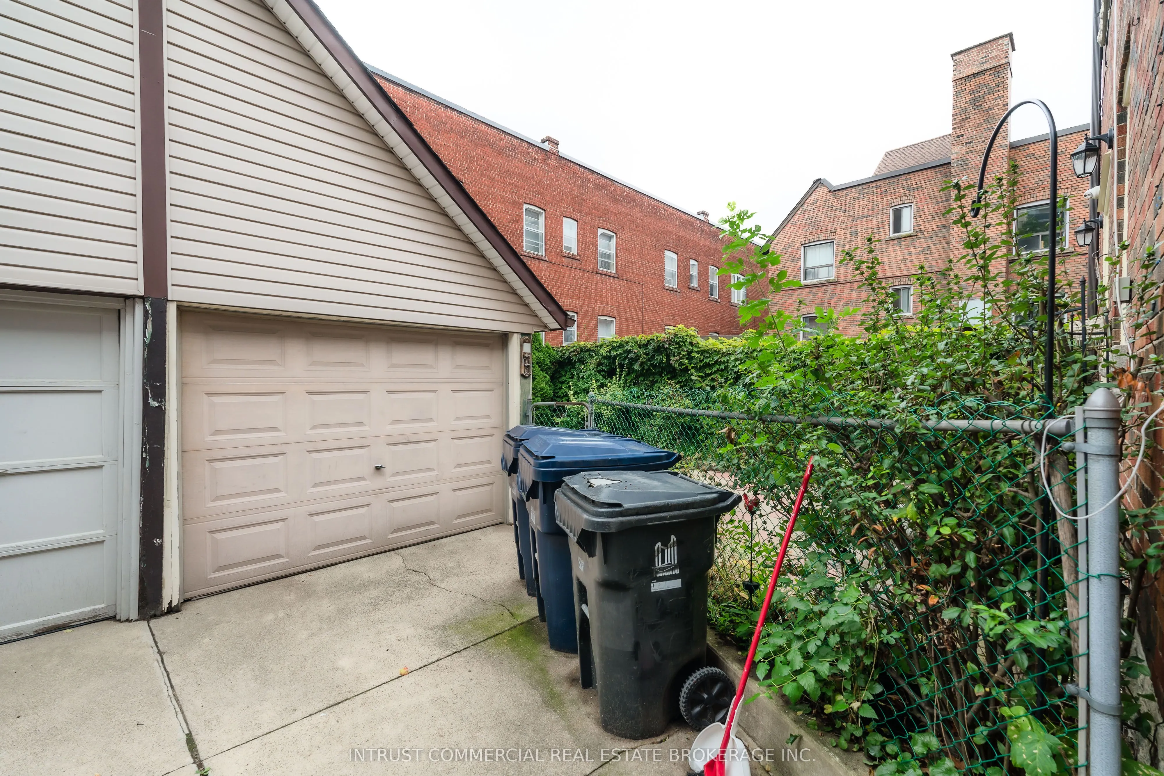 11 High Park Avenue, #Main Floor