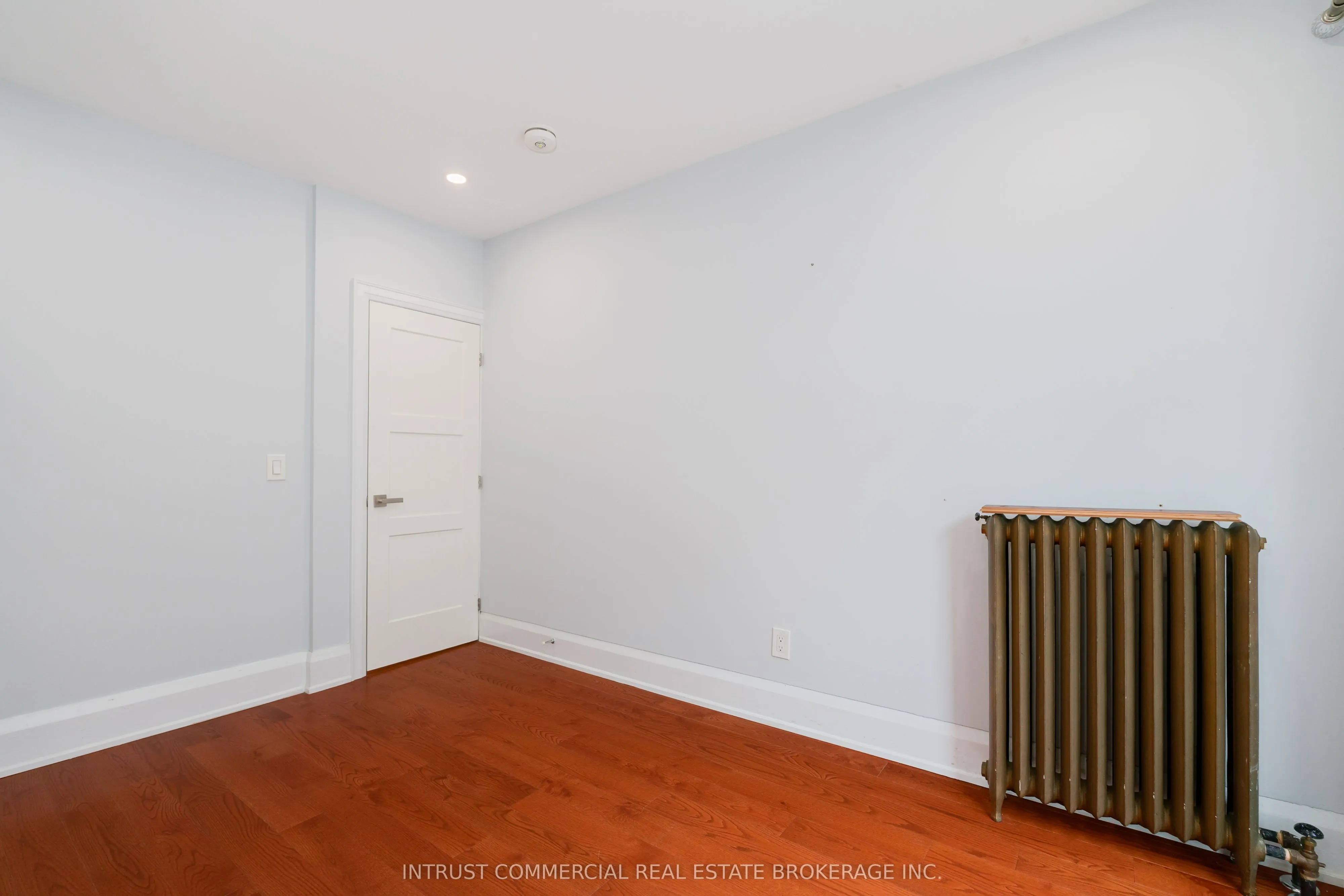 11 High Park Avenue, #Main Floor