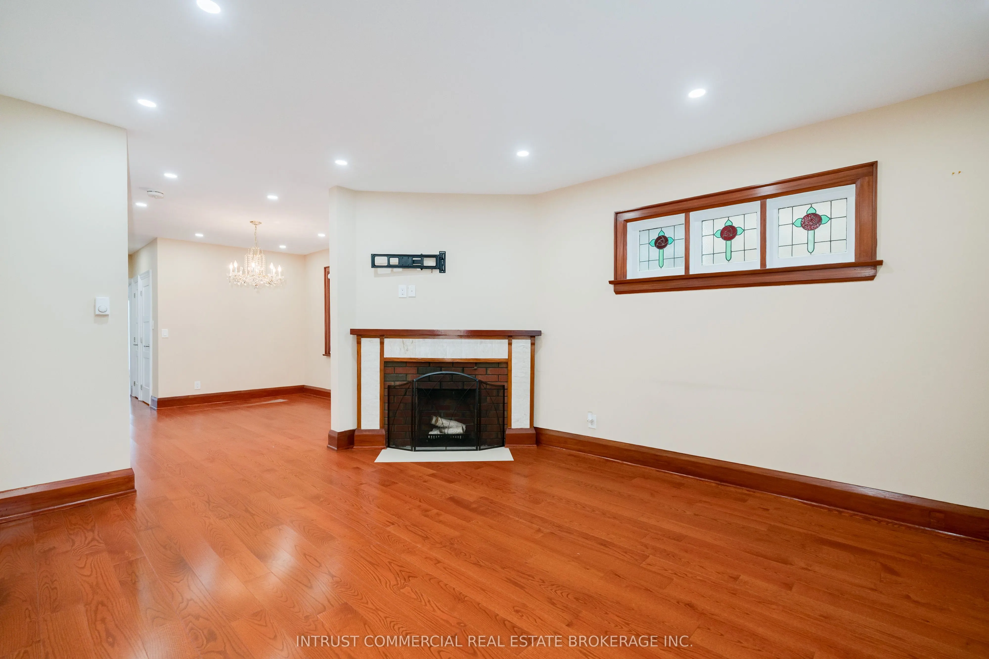 11 High Park Avenue, #Main Floor