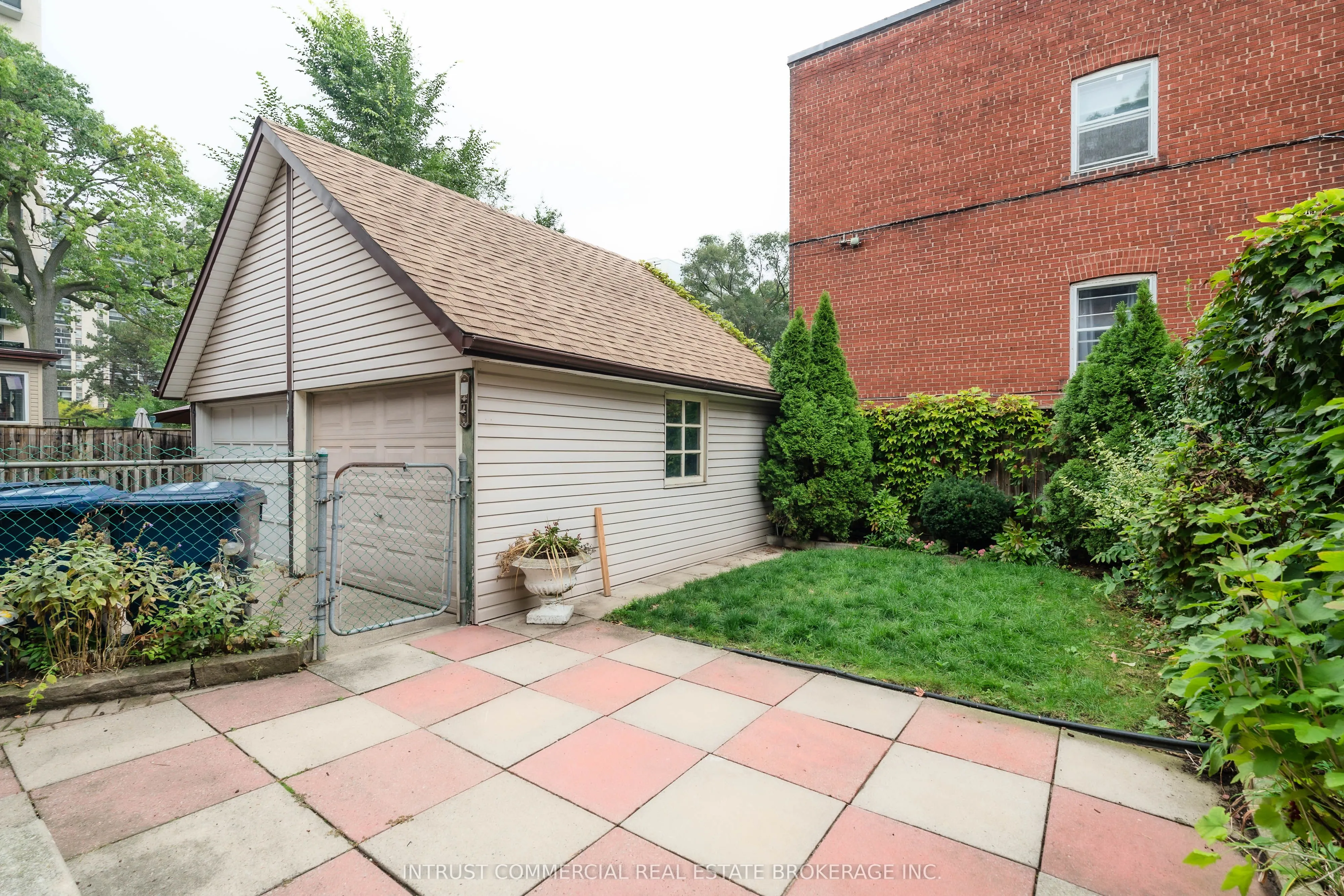 11 High Park Avenue, #Main Floor