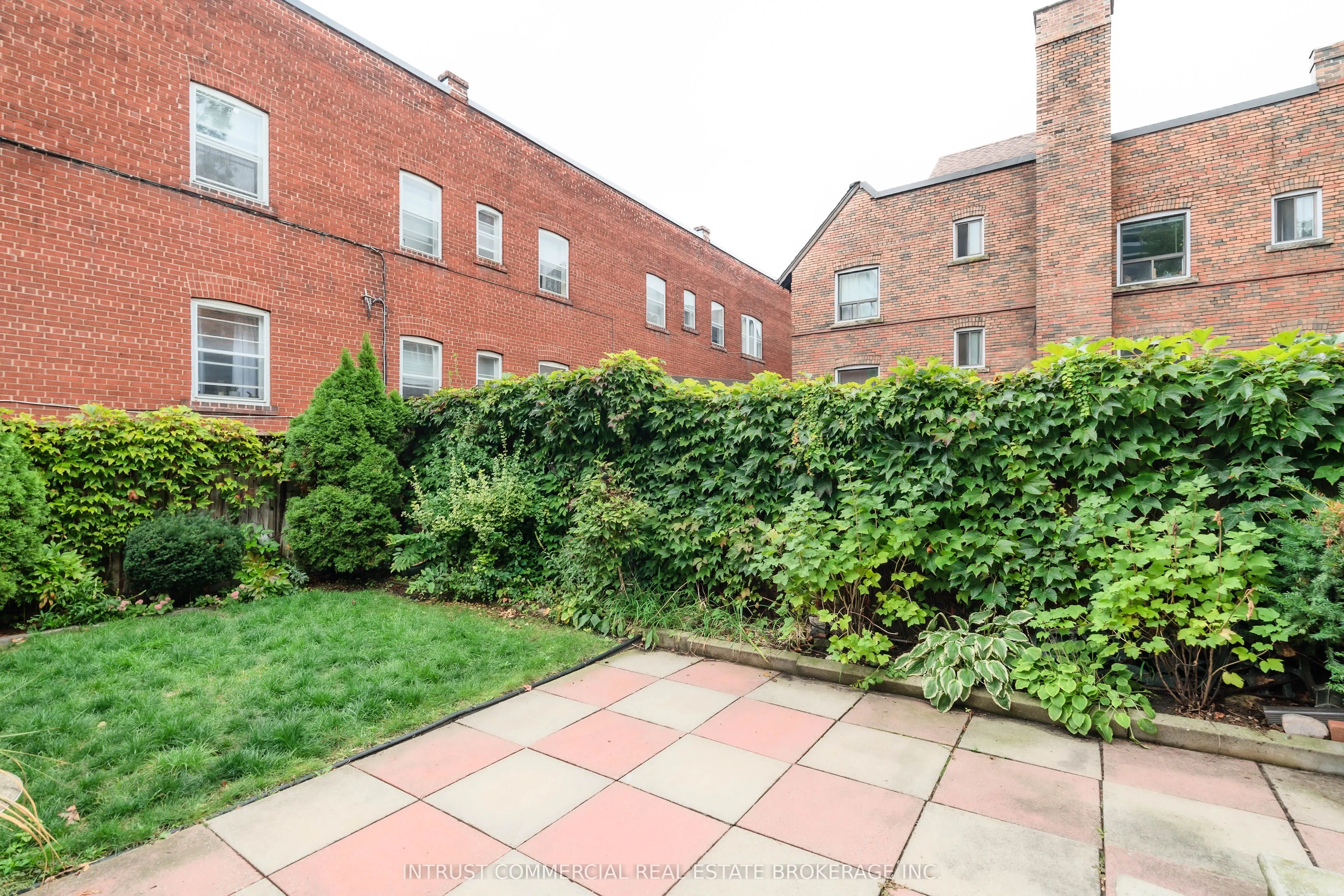 11 High Park Avenue, #Main Floor