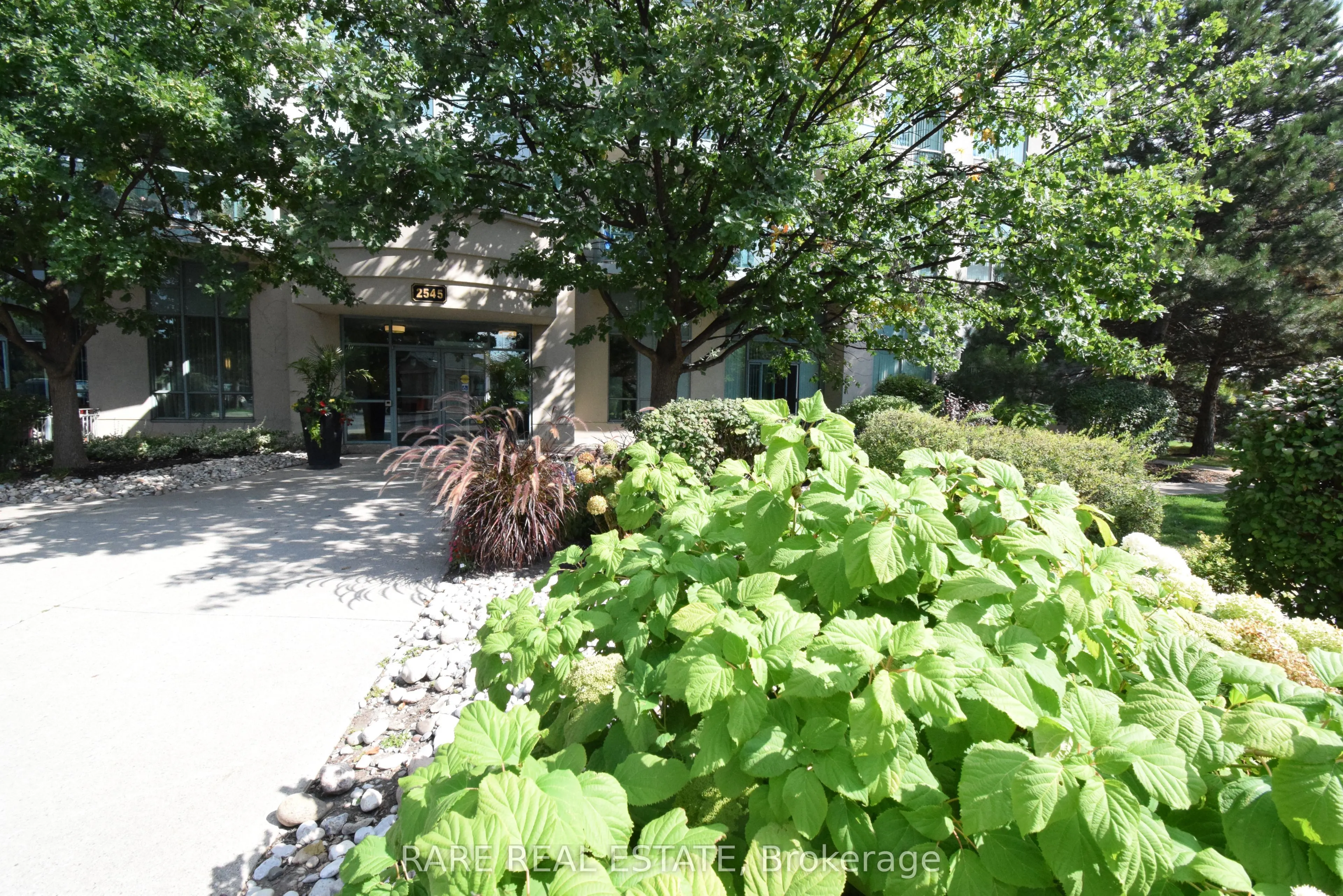 2545 Erin Centre Boulevard, #509