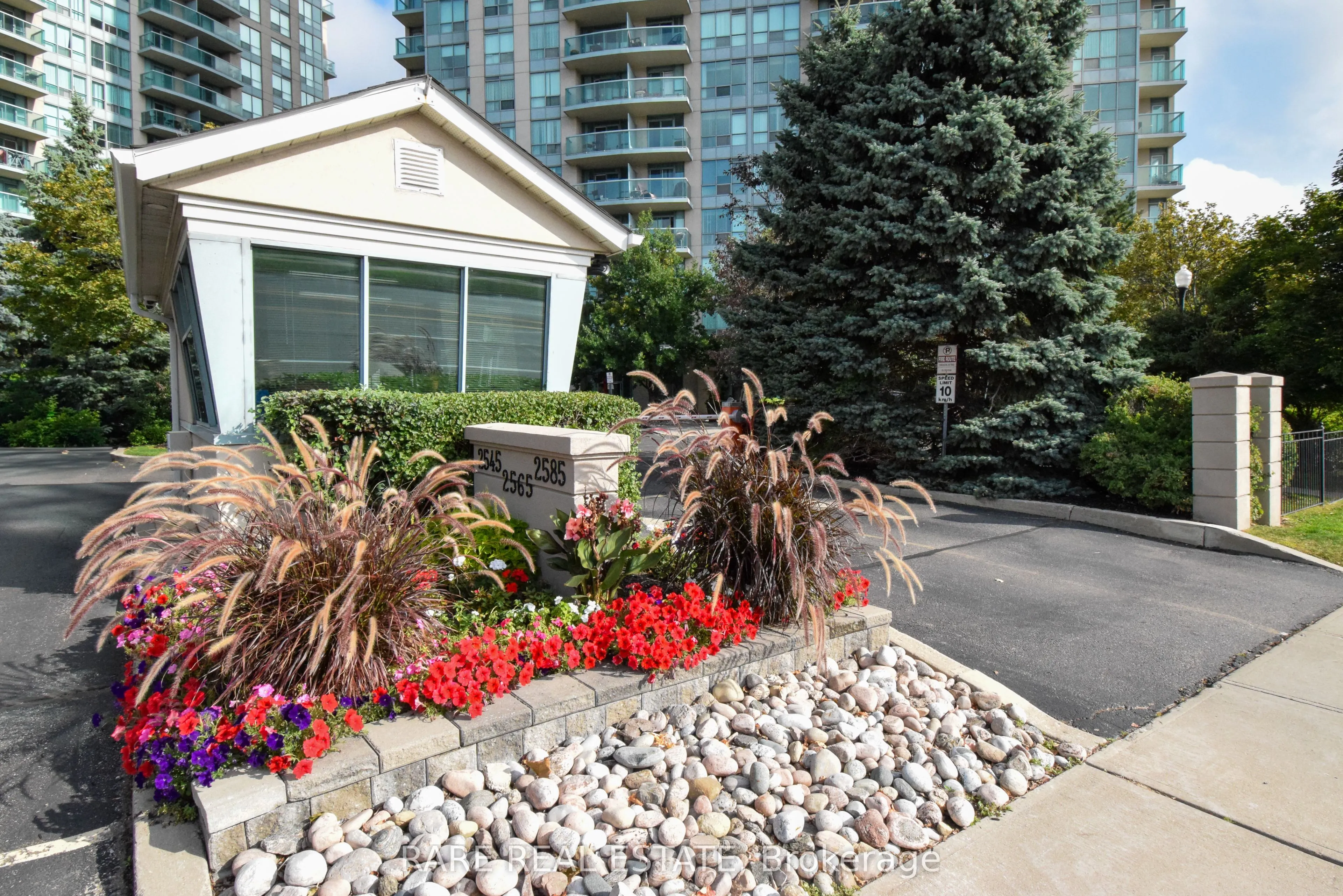 2545 Erin Centre Boulevard, #509