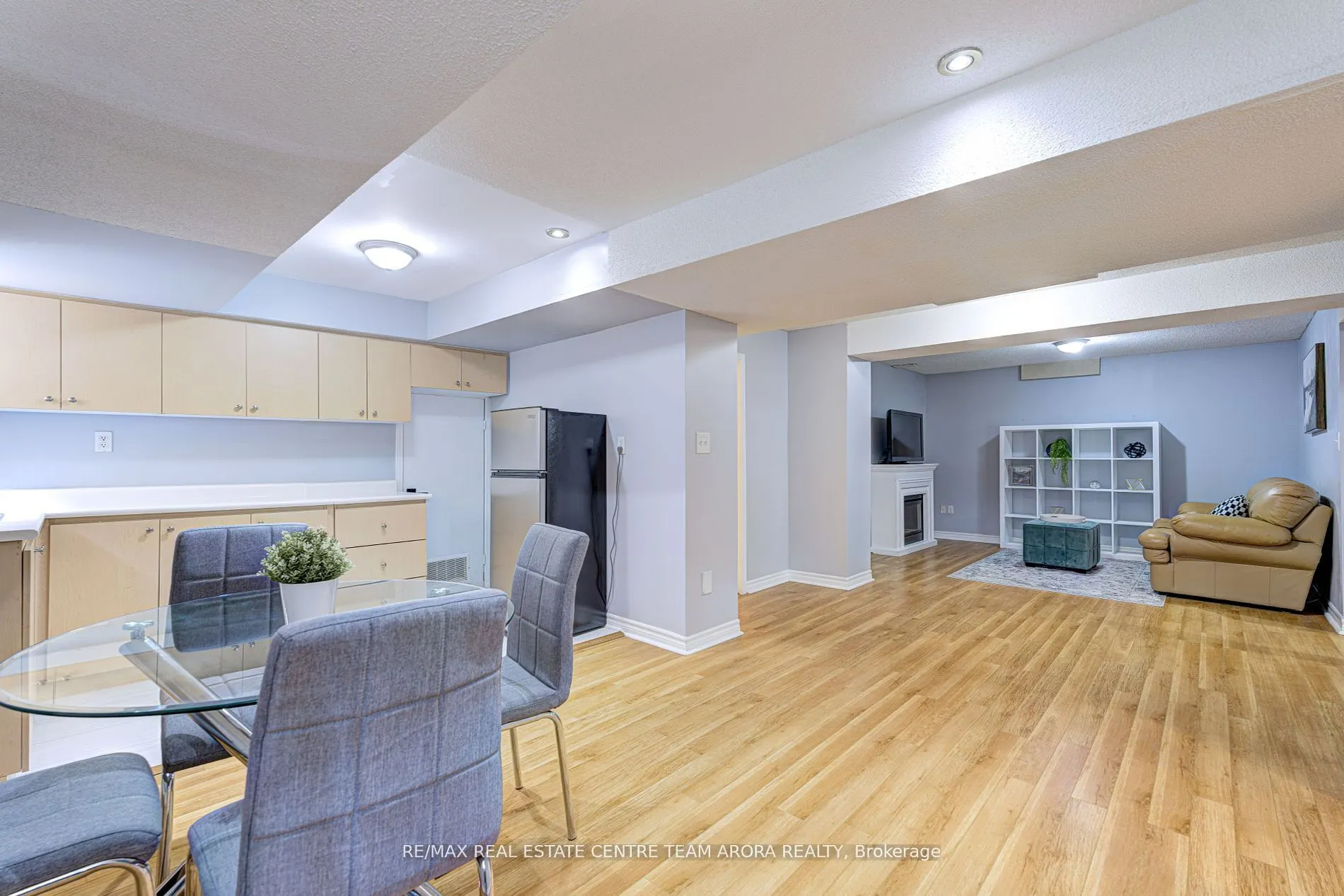7129 Gillespie Lane
