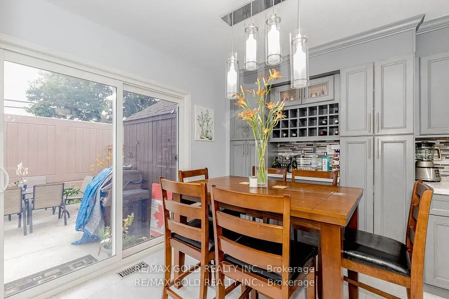 139 Chipmunk Crescent