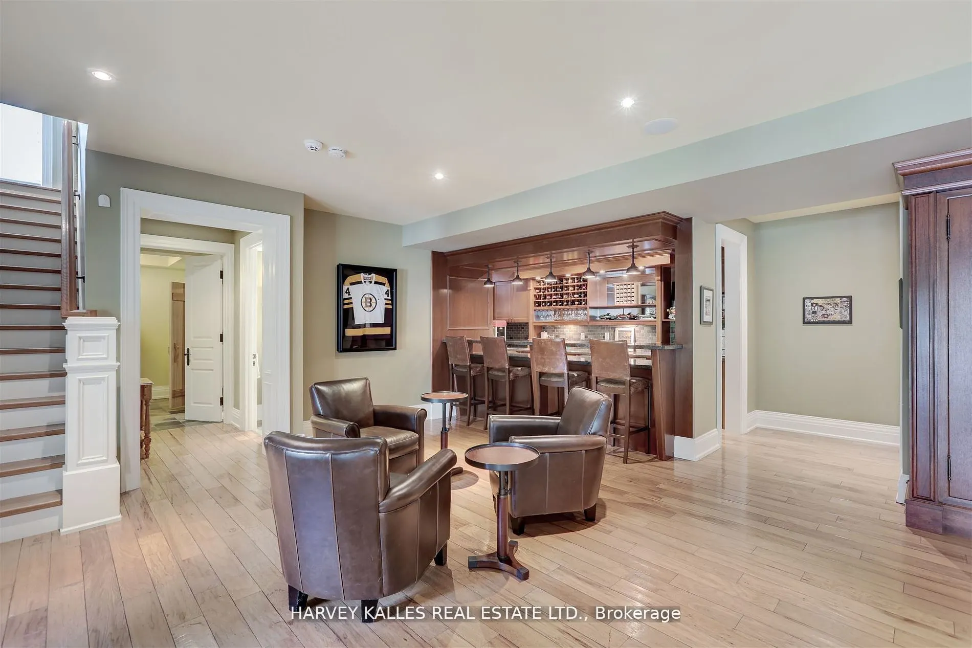 1199 Tecumseh Park Crescent