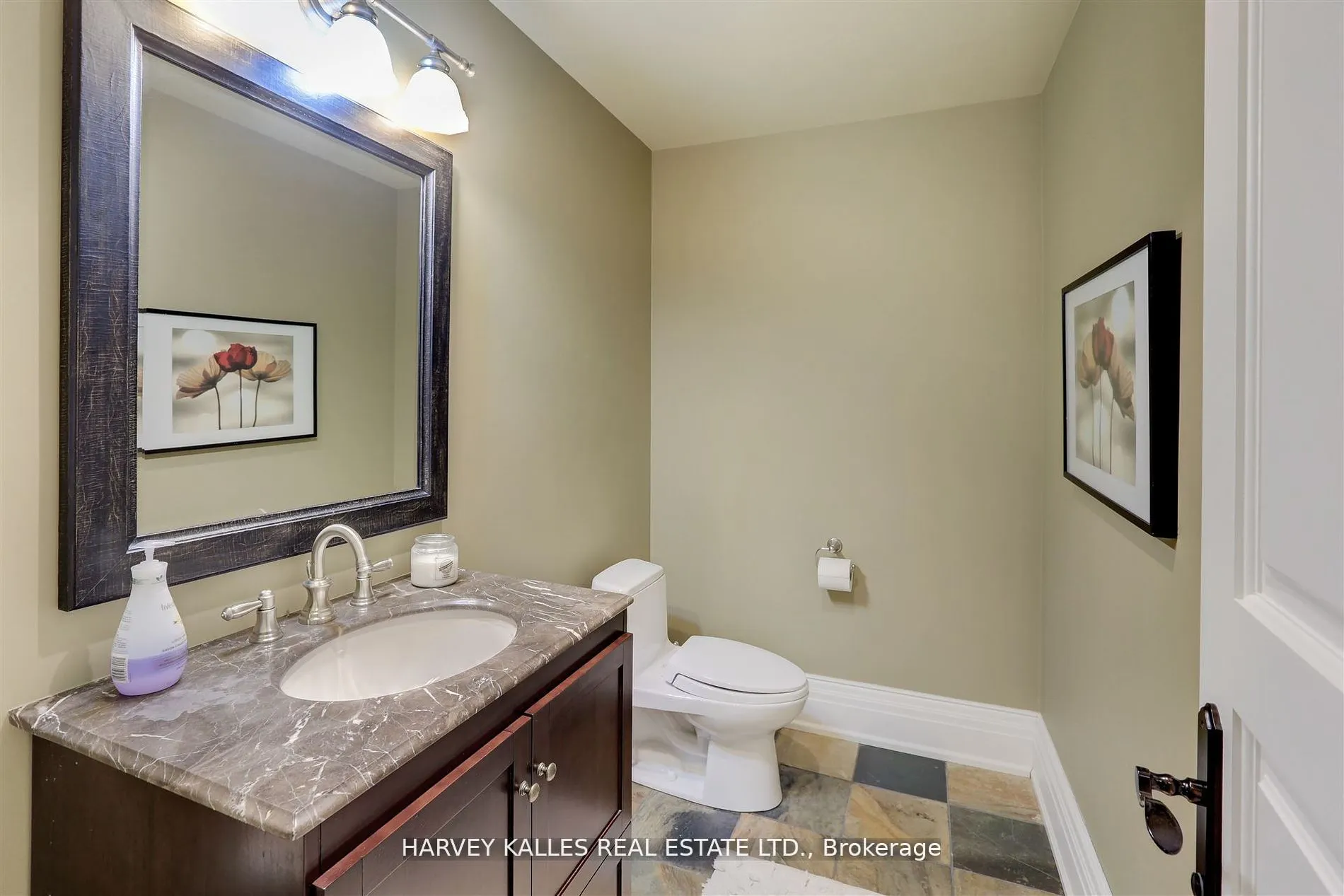 1199 Tecumseh Park Crescent